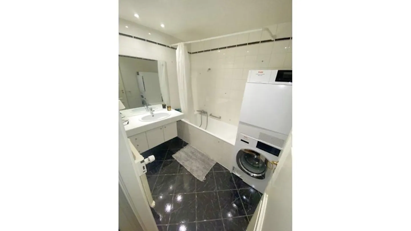 4½ ZIMMER WOHNUNG IN GENF - ZENTRUM, MÖBLIERT, BEFRISTET - Foto 7 von 9