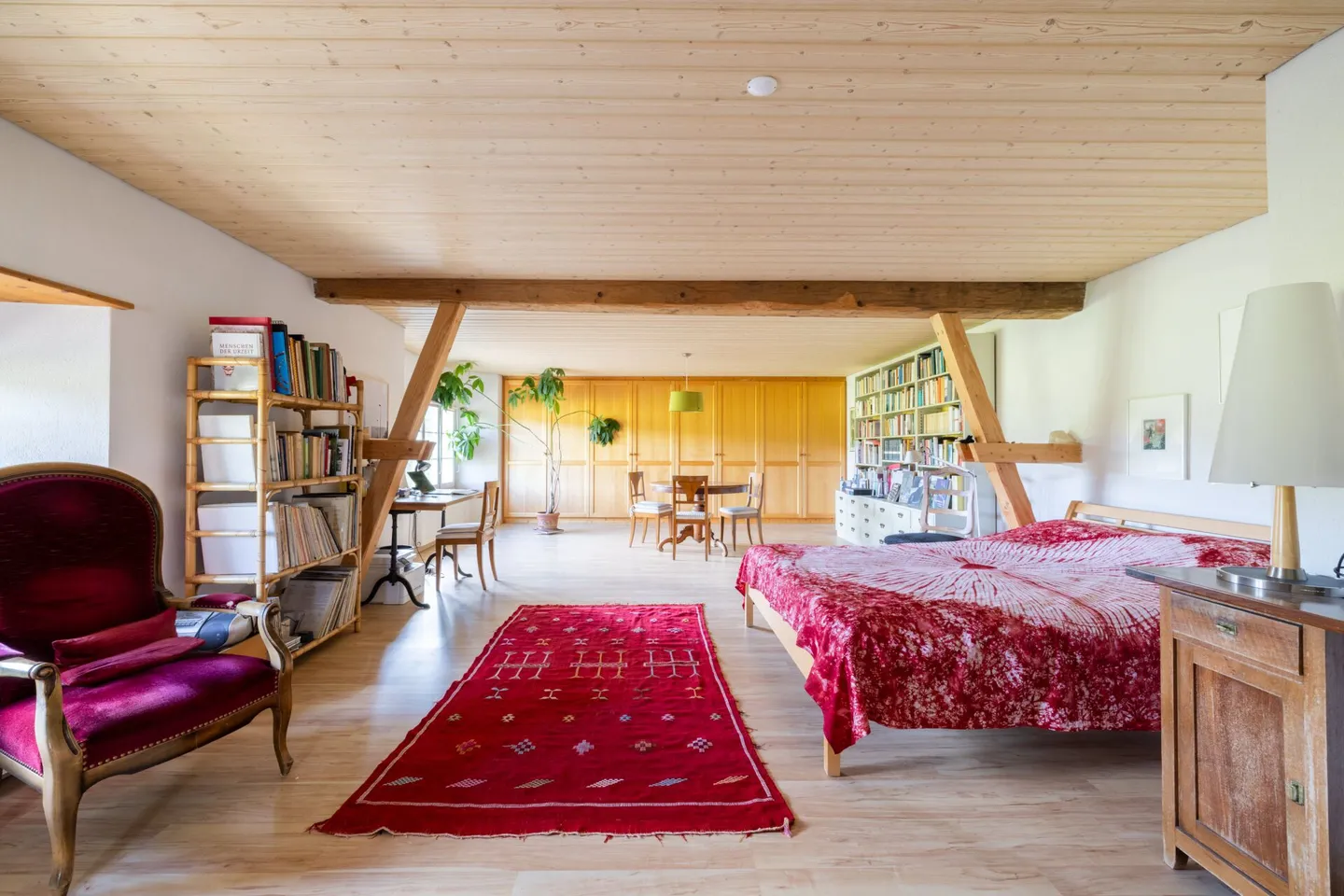 Authentisches Jurahaus mit Ausbaupotenzial und grossem Umschwung - Foto 11 von 11