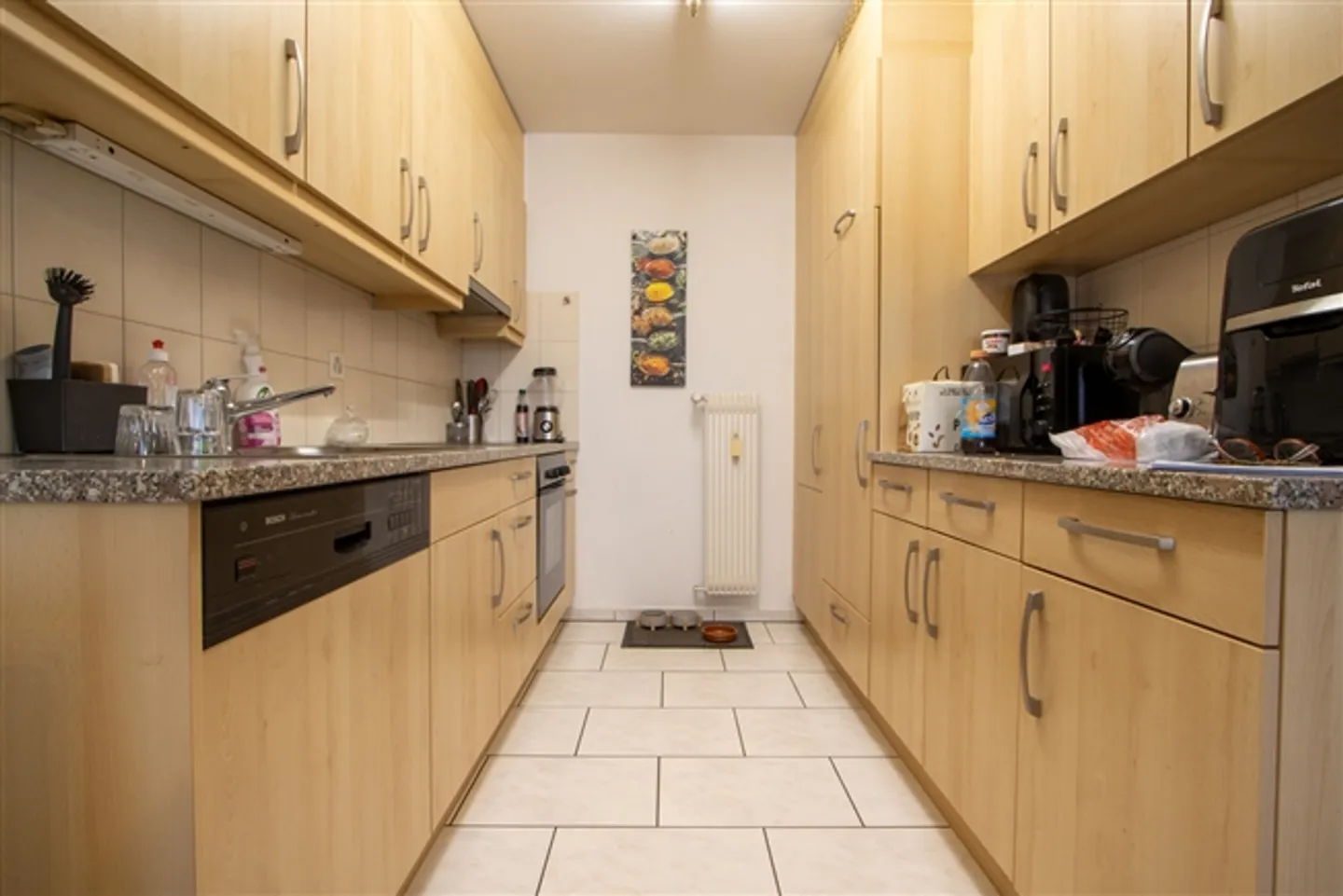 Central 3.5-room apartment with balcony in Lyss - Photo 2 of 9