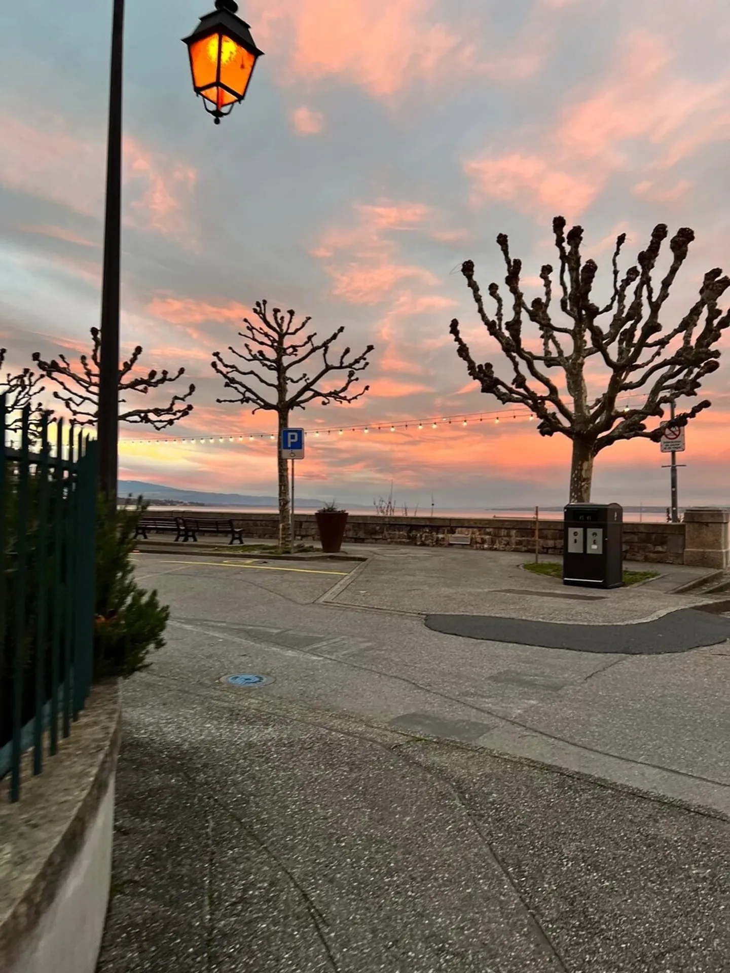 Very nice 3-room apartment with lake view - Quai de Versoix - Photo 1 of 7