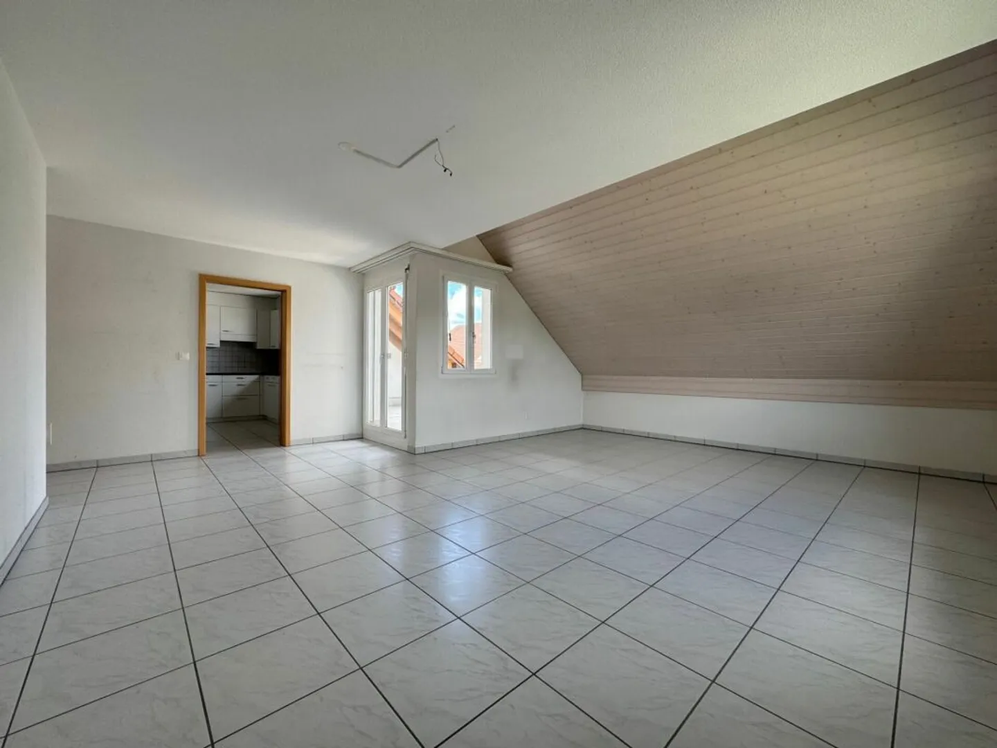 Appartement en duplex de 5,5 pièces - Photo 5 sur 15