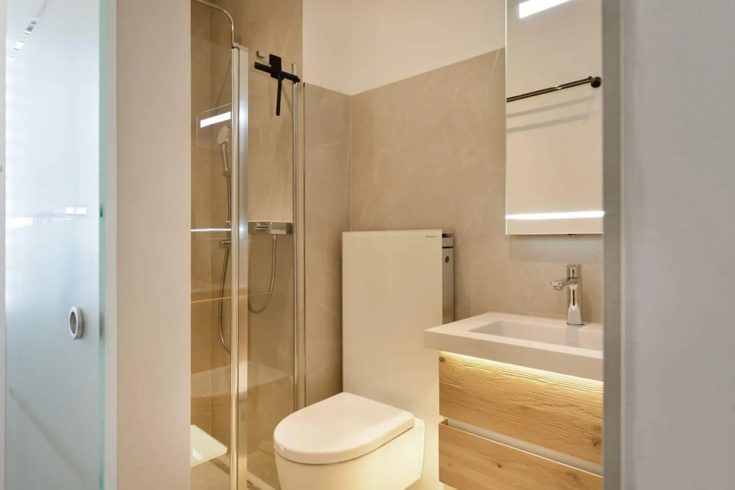 Appartamento moderno arredato nel cuore di Zurigo - Foto 6 di 7