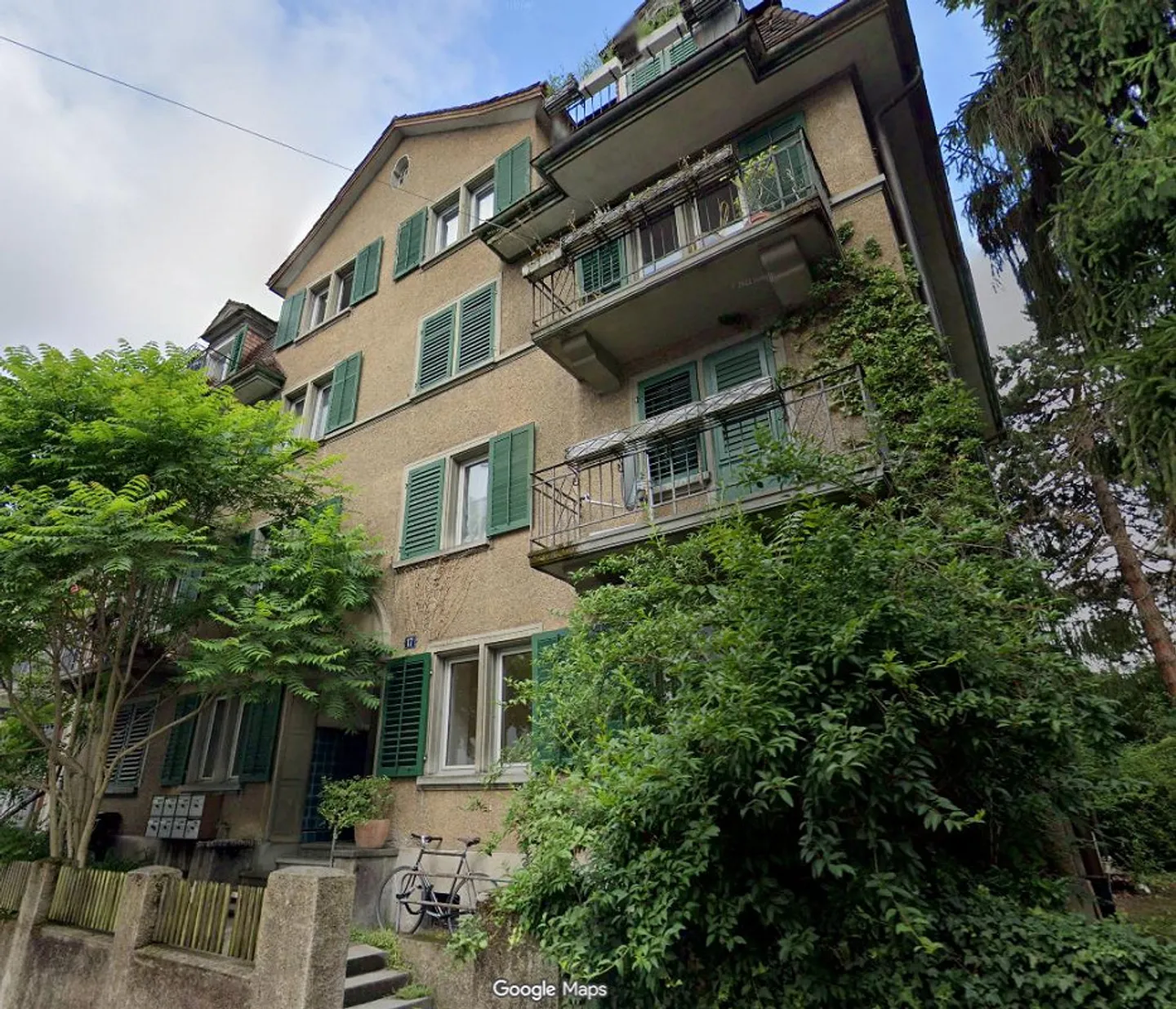 Charmante Altbauwohnung in zentraler Lage - Foto 1 von 1