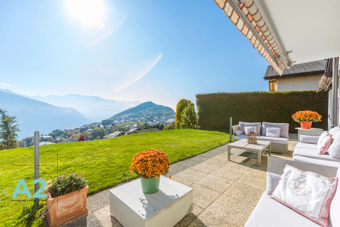 LOCATION A L'ANNEE : Villa  A 5 minutes en voiture de Crans-Montana - Foto 2 di 21