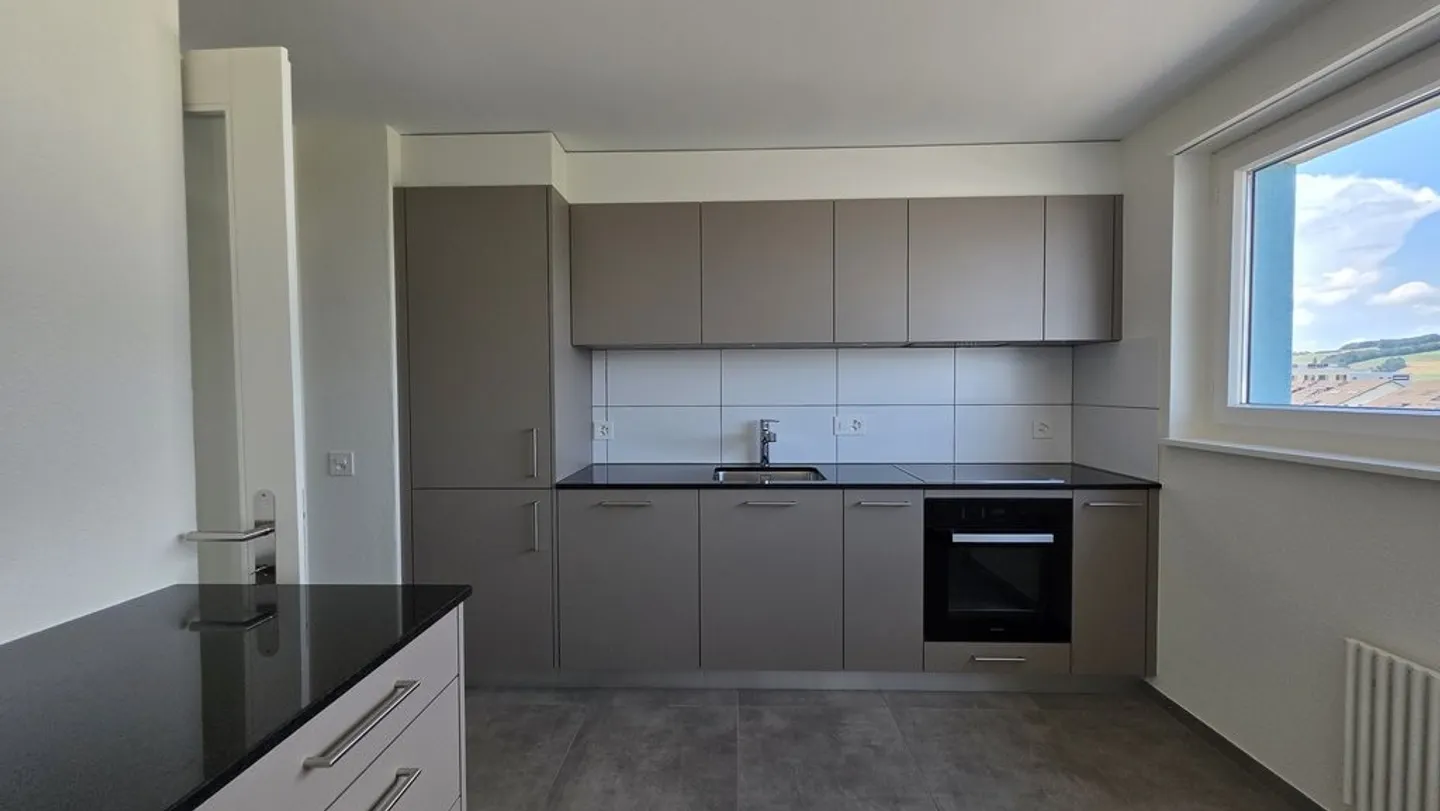 3.5 Room Apartment for CHF 1,680.-/Month Including Utilities - Photo 2 of 7