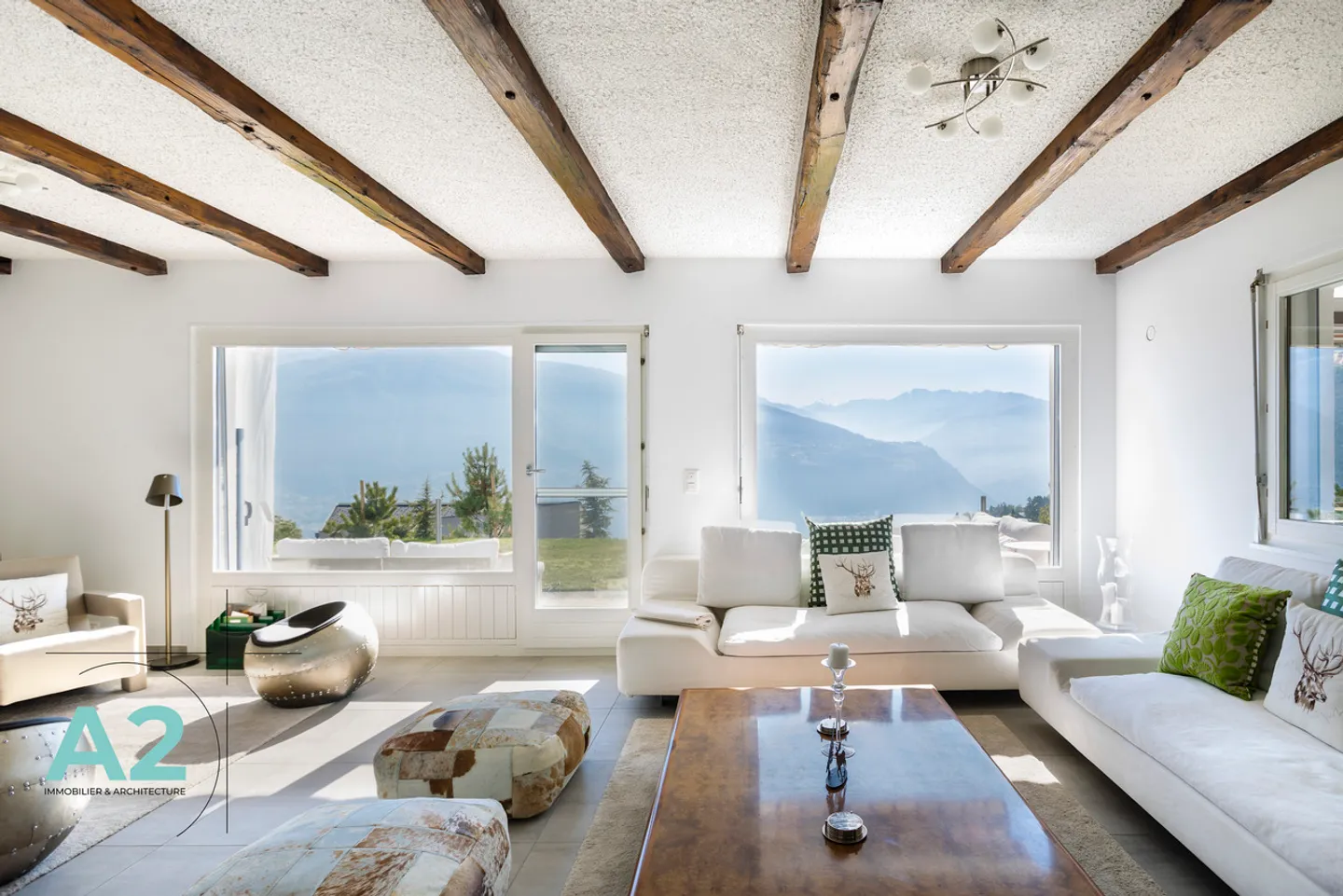 LOCATION A L'ANNEE : Villa  A 5 minutes en voiture de Crans-Montana - Foto 1 di 21