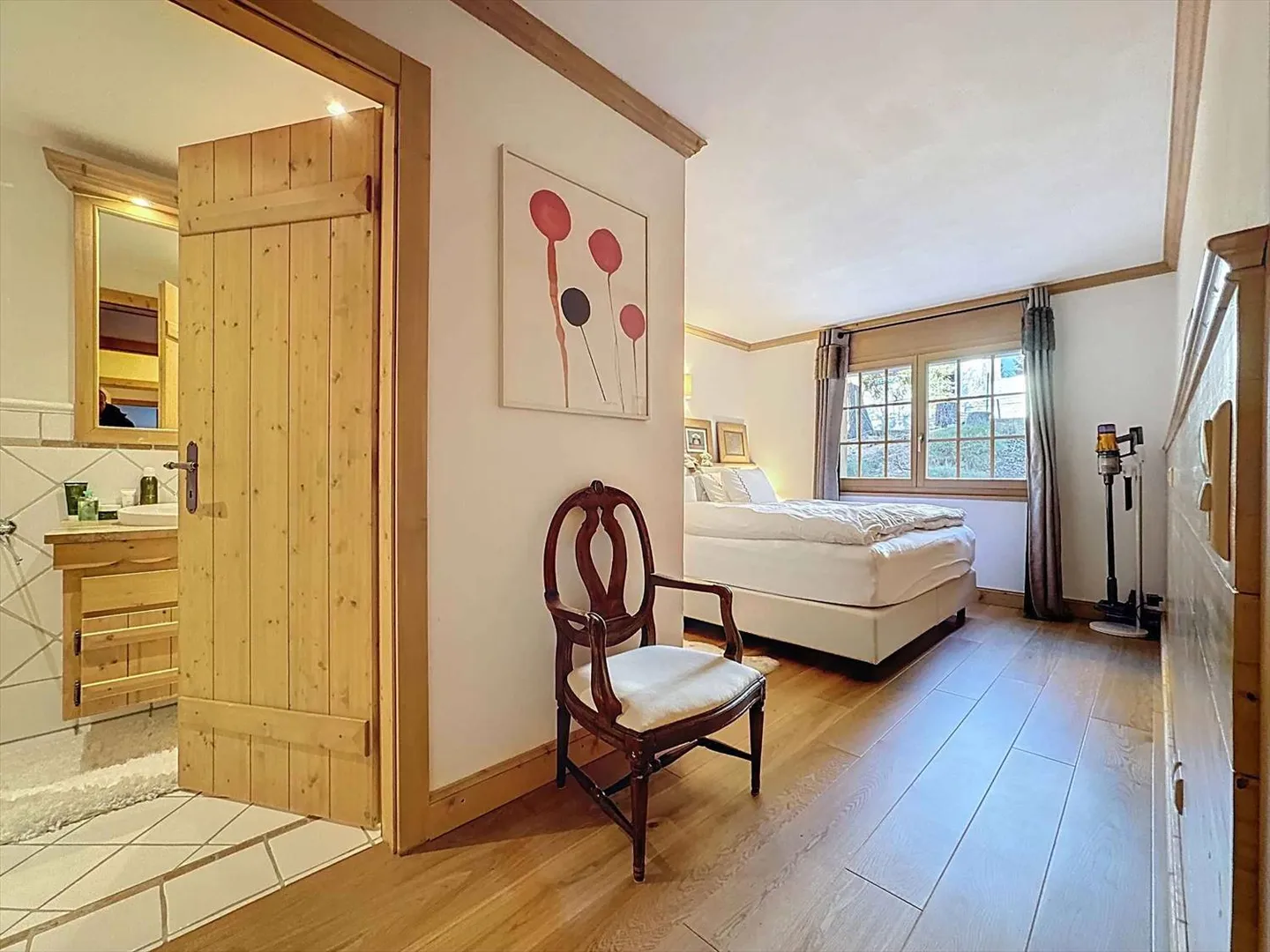 Magnifico appartamento di 5,5 locali con vista molto bella vicino al centro - Foto 6 di 12