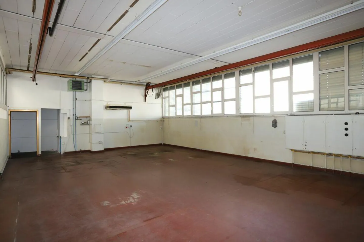 Geräumige Gewerbefläche in Aadorf - Foto 3 von 14