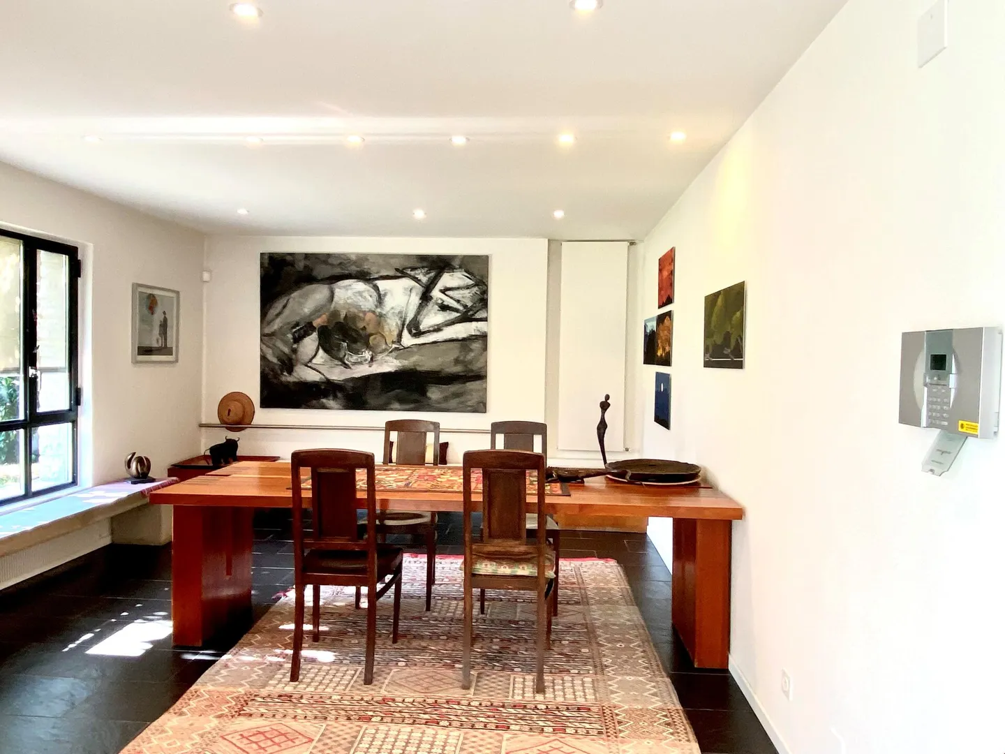 Casa unifamiliare con giardino e garage - Foto 5 di 13