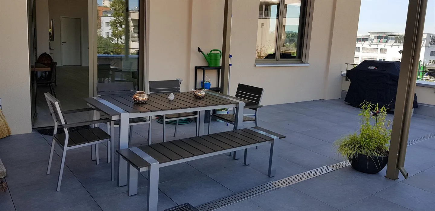 Helle, grosszügige Loft mit 52m² Terrasse (Grösse einer 4.5 Zimmer W.) - Photo 4 of 9