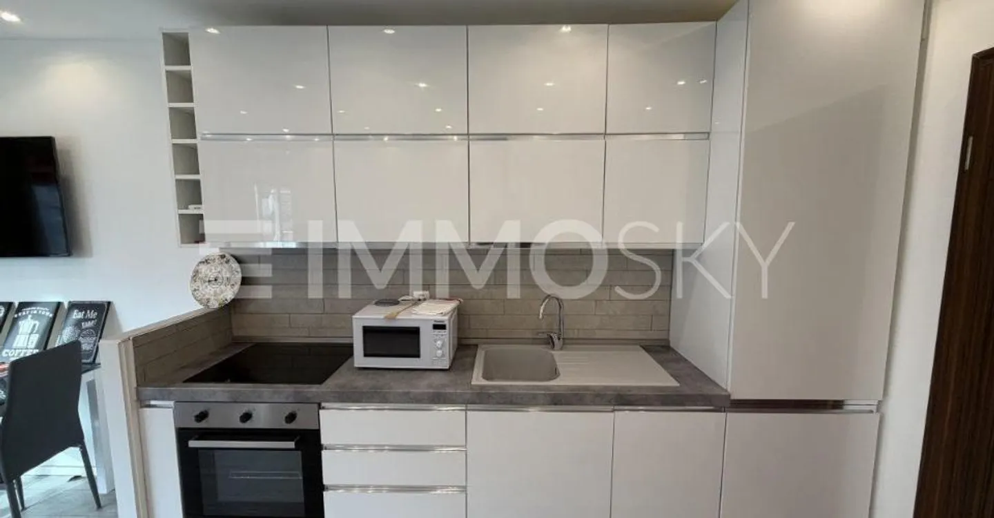 Studio élégant près de la frontière italienne - Photo 2 sur 4