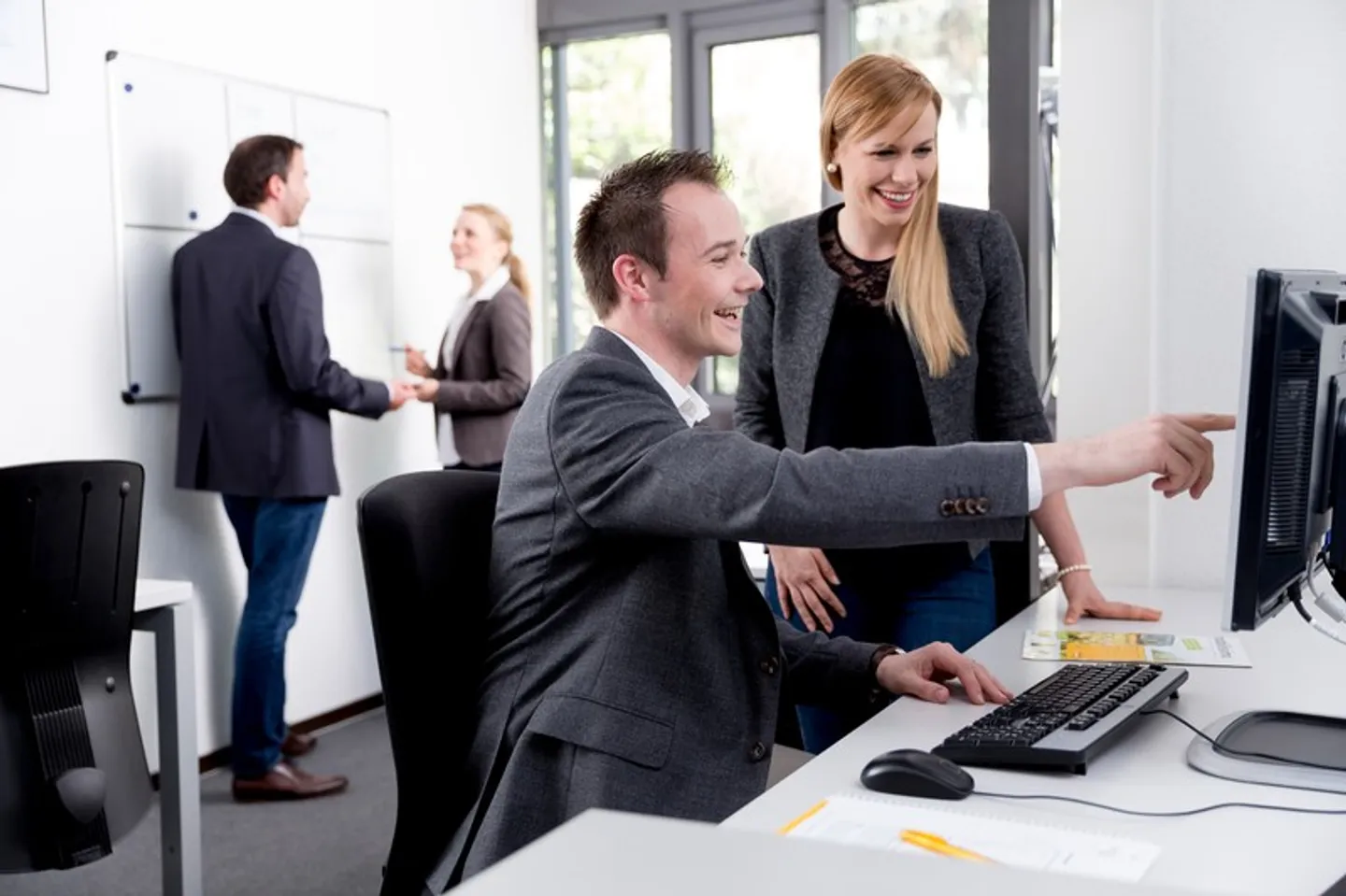 INTERESTING AND SPACIOUS FOR COMMERCIAL ACTIVITIES - Photo 1 of 5