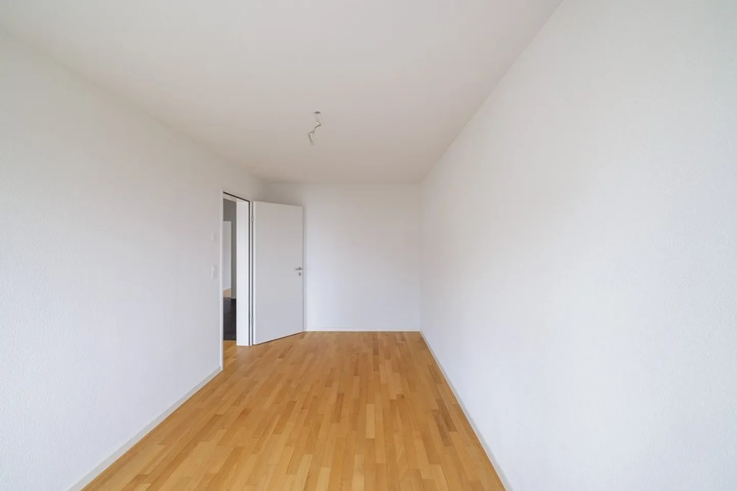 Modern 4.5-Room Apartment in Weinfelden - Photo 6 of 12