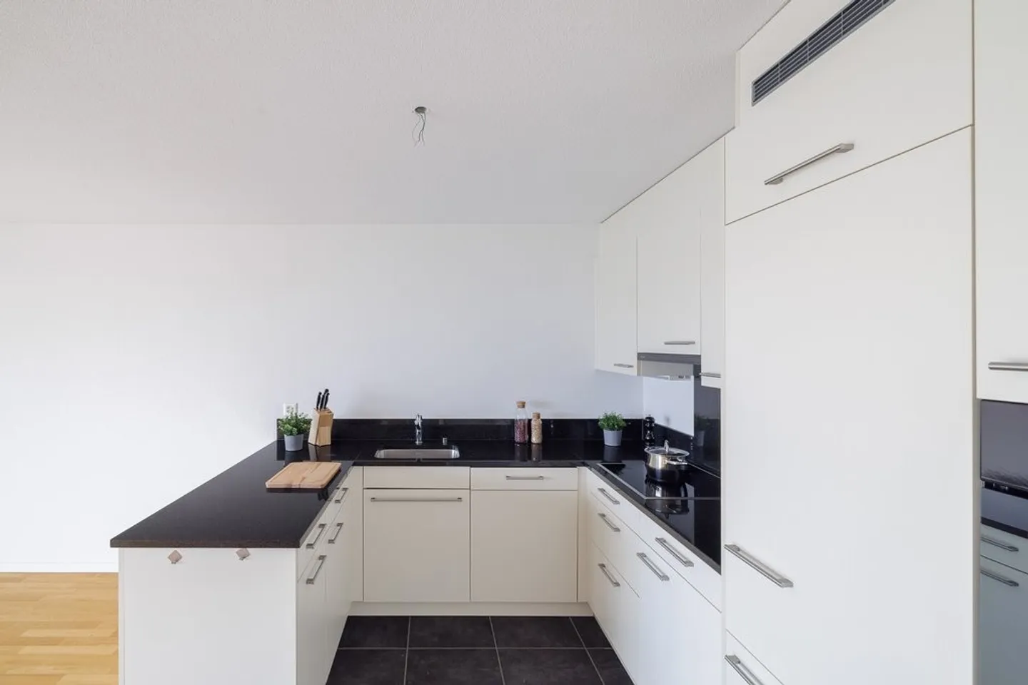 Modern 4.5-Room Apartment in Weinfelden - Photo 7 of 12