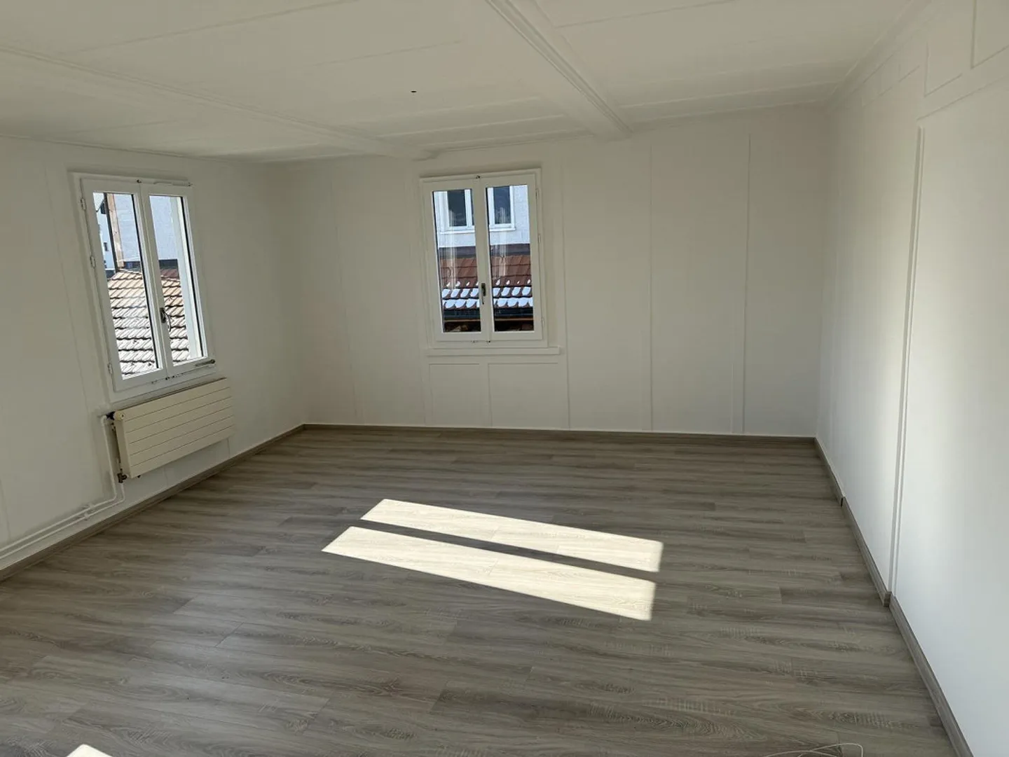 Charming 4.5-Room Apartment - Photo 3 of 9