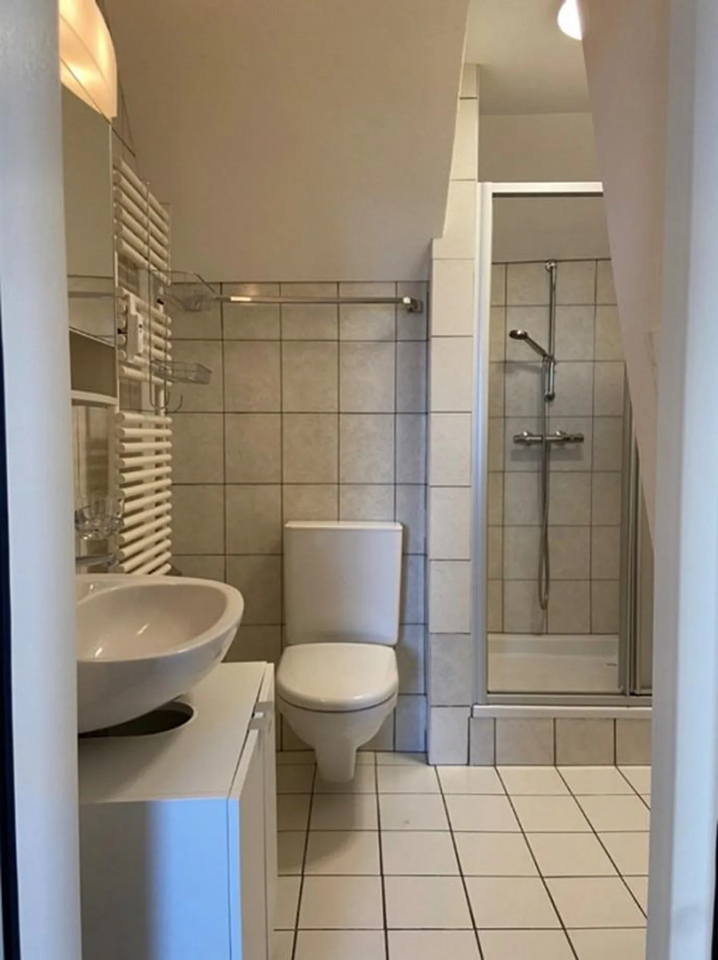 Attraktive 3.5-Zimmer-Dachwohnung zum Wohlfühlen - Foto 4 von 6