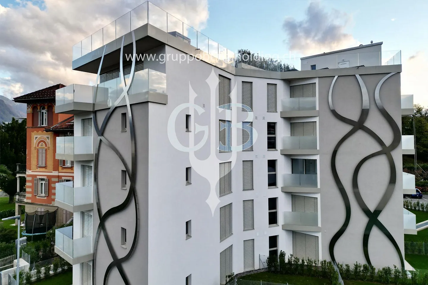 Nuovo appartamento di 3.5 locali con Roof-Top vista lago. - Foto 15 di 22