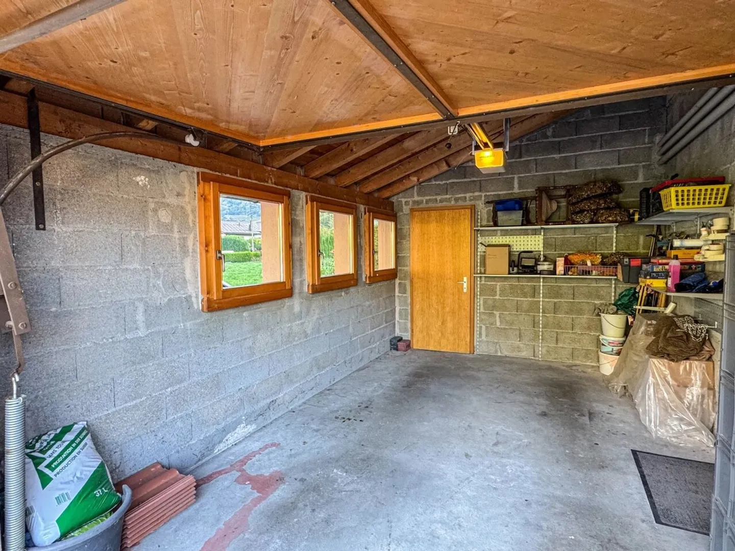 Individual villa of over 220m2 - Photo 11 of 13