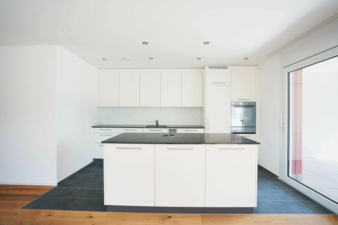 Modern Living in a Family-Friendly Residential Area - Photo 4 of 16