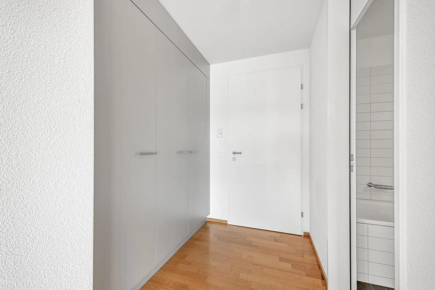 Posizione residenziale centrale a Wetzikon! - Foto 2 di 12