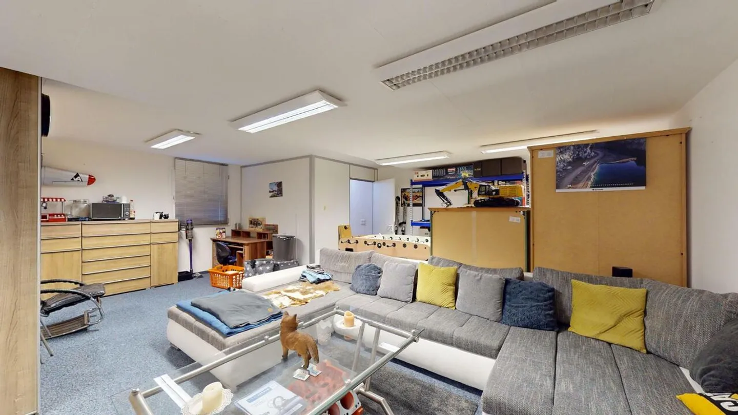 Incantevole casa unifamiliare indipendente di 6,5 stanze con molto spazio e fascino - Foto 10 di 13