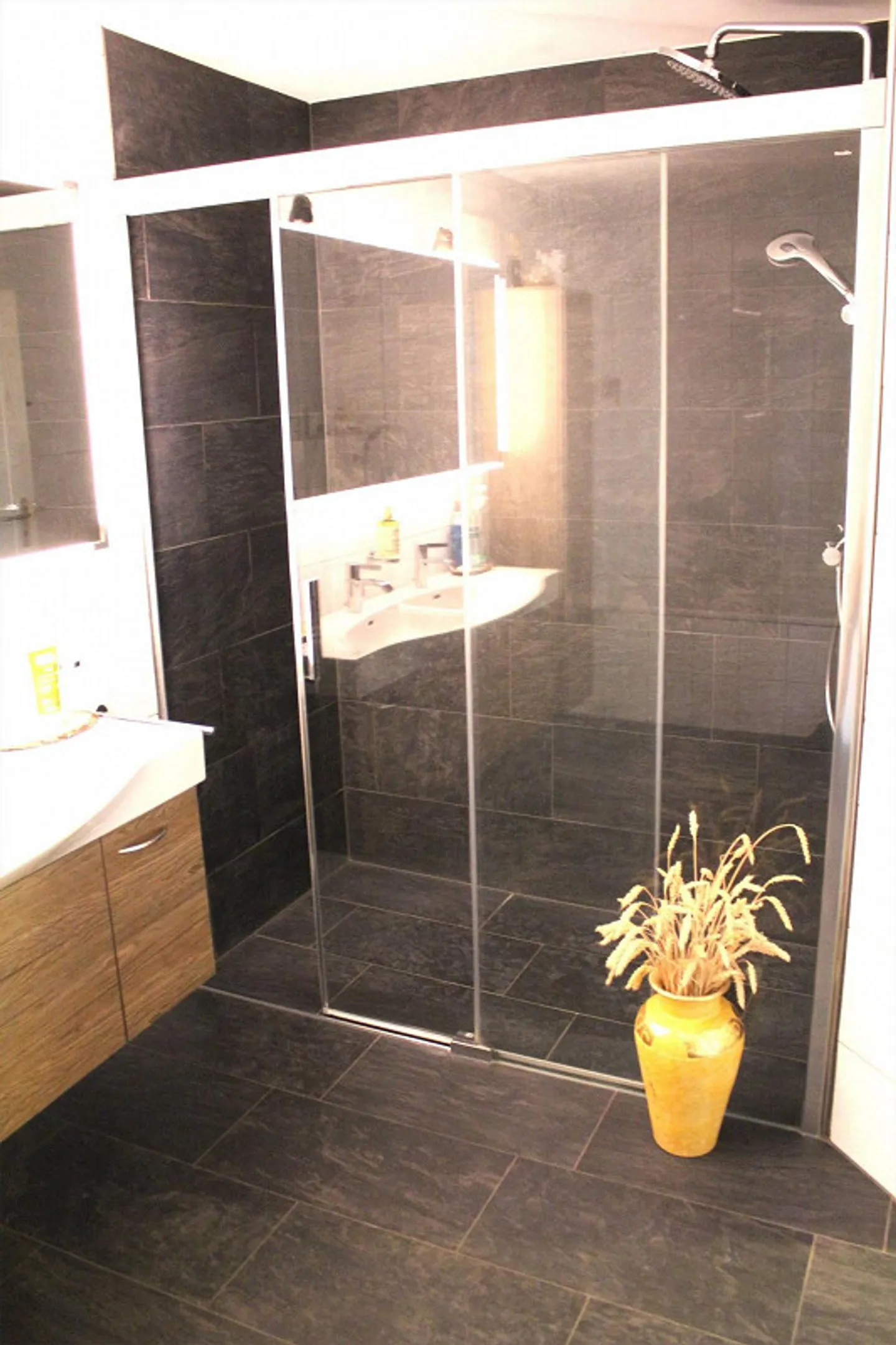 Maisonette de 4,5 pièces avec espace jardin à Arboldswil à vendre - Photo 5 sur 9