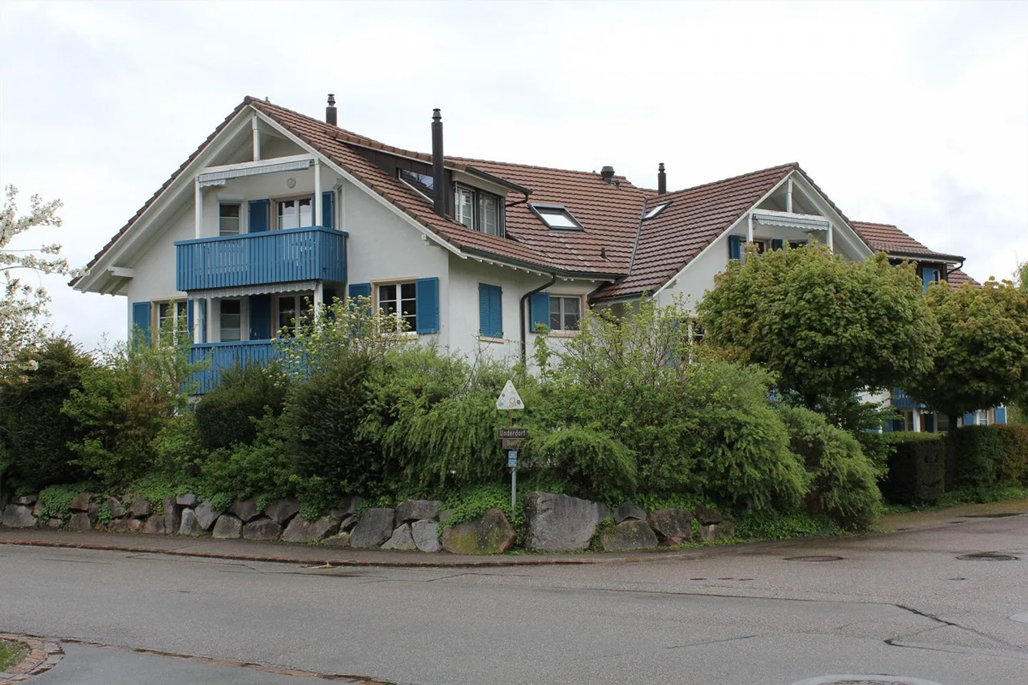 Maisonette de 4,5 pièces avec espace jardin à Arboldswil à vendre - Photo 8 sur 9