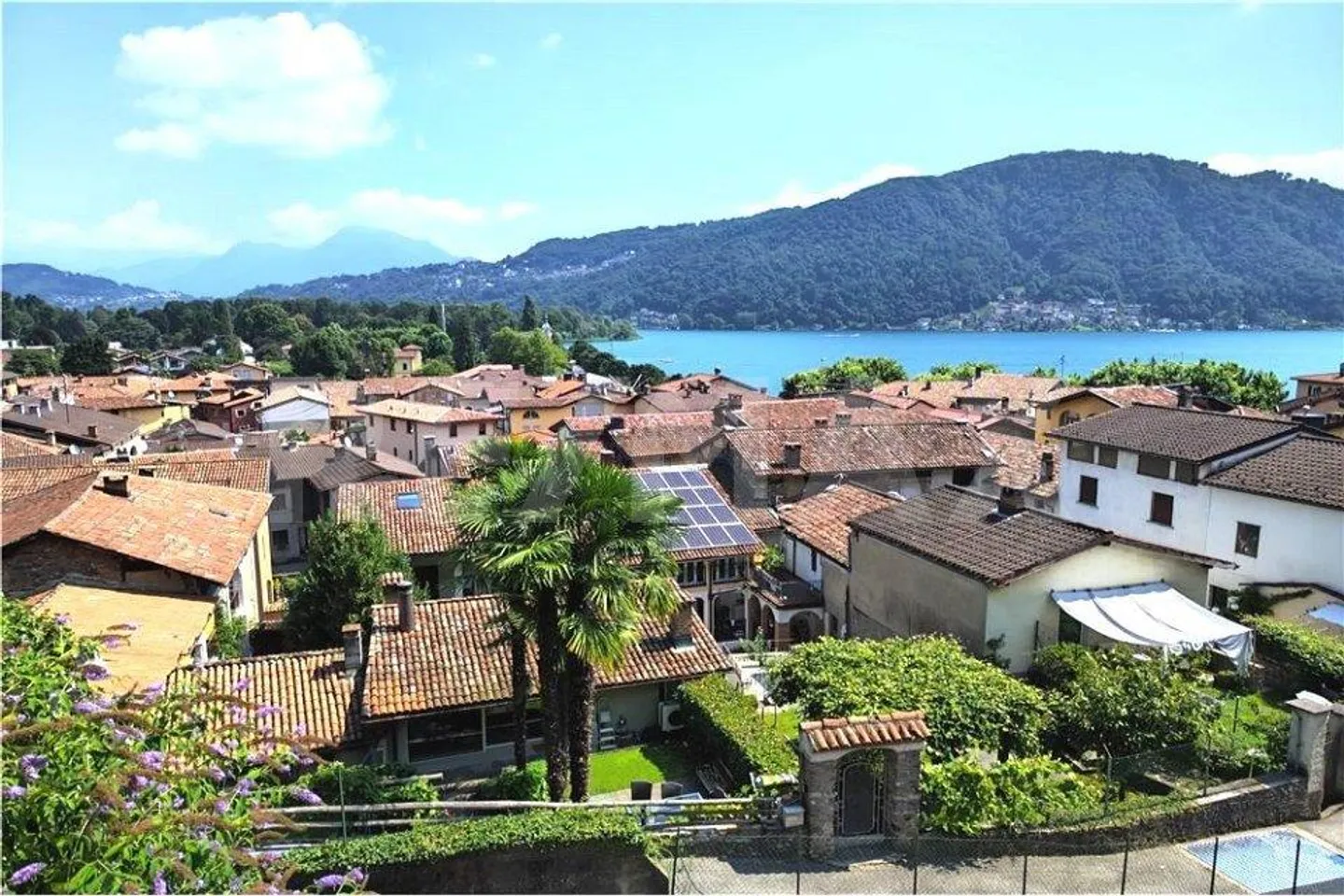 Terrain constructible avec belle vue sur le lac et les montagnes - Photo 7 sur 8