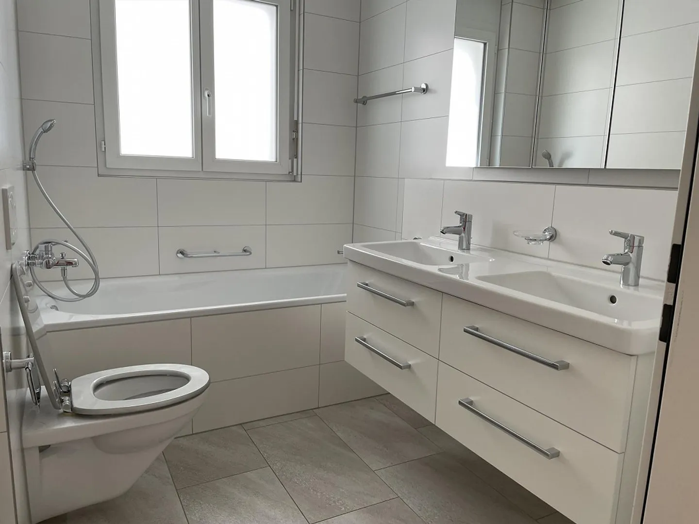 Moderne 3.5 Zimmer-Wohnung - Foto 6 von 6