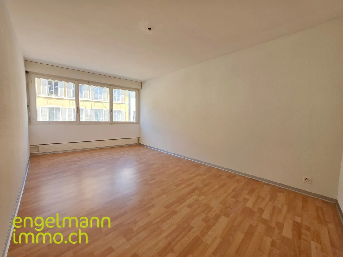 Bel Appartement lumineux 3.5 pièces - Photo 2 sur 4