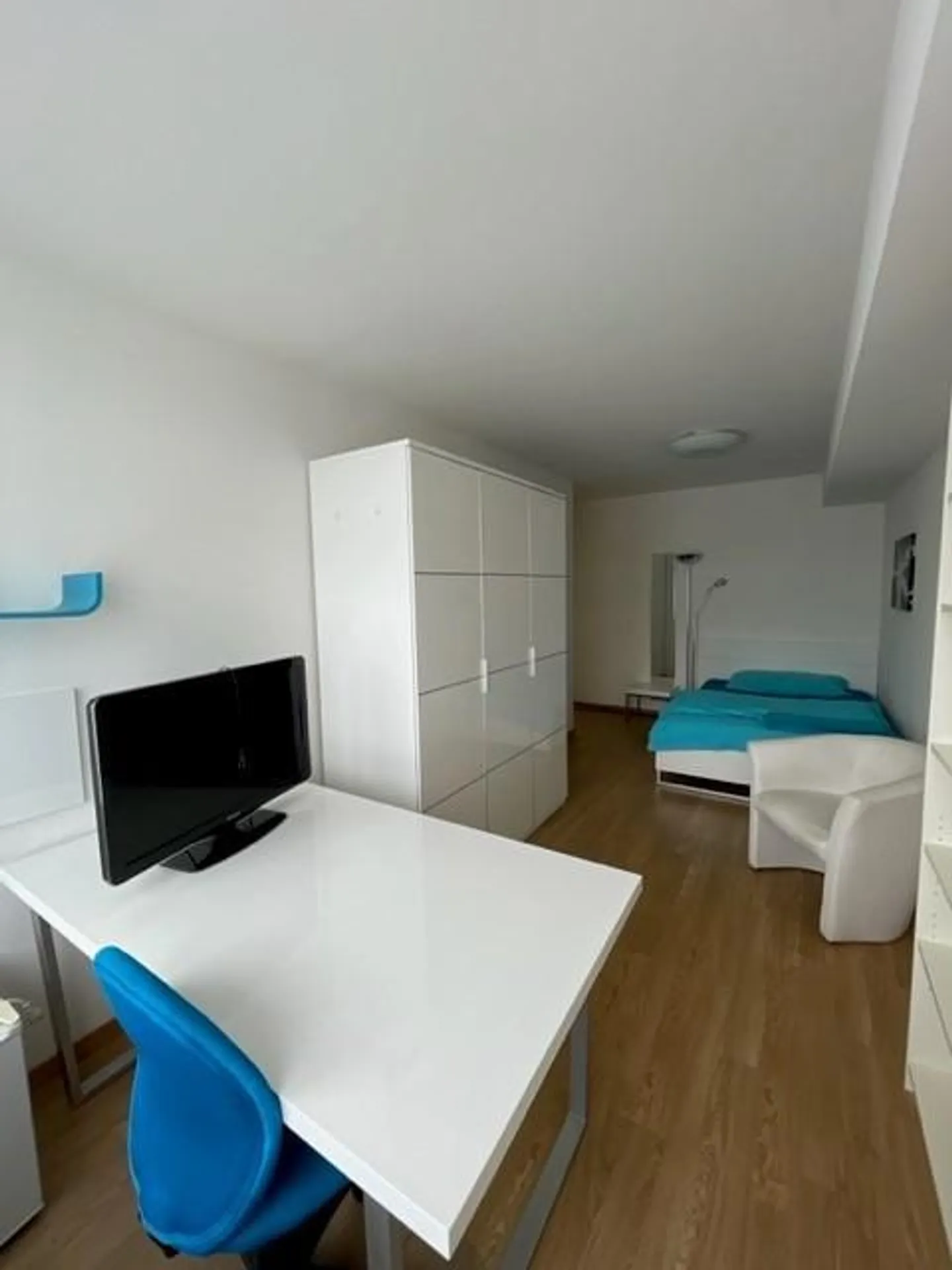 Furnished City Room in the Heart of Kleinbasel - Photo 6 of 9