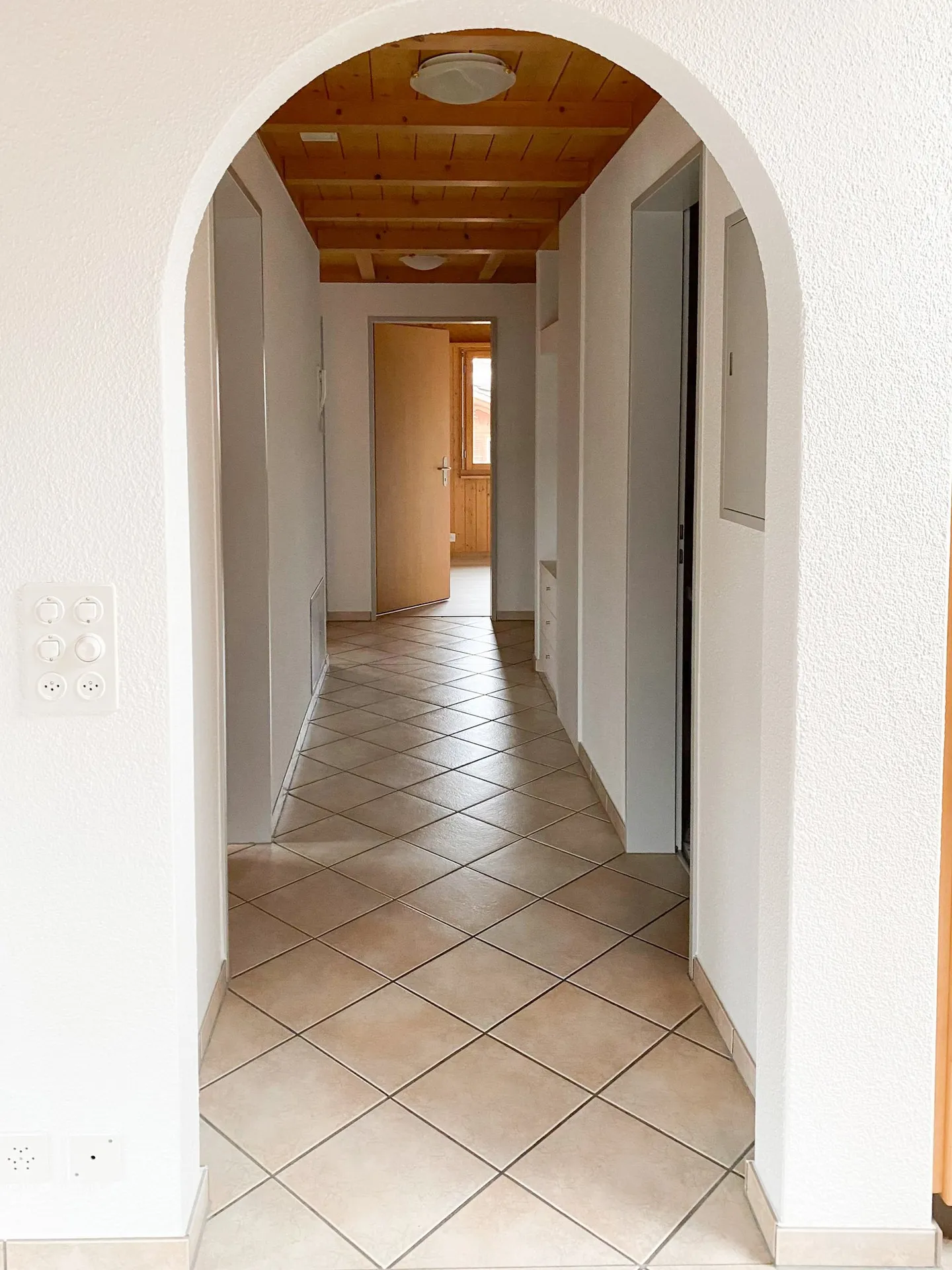4.5 Zimmer Dachwohnung - Foto 4 von 17