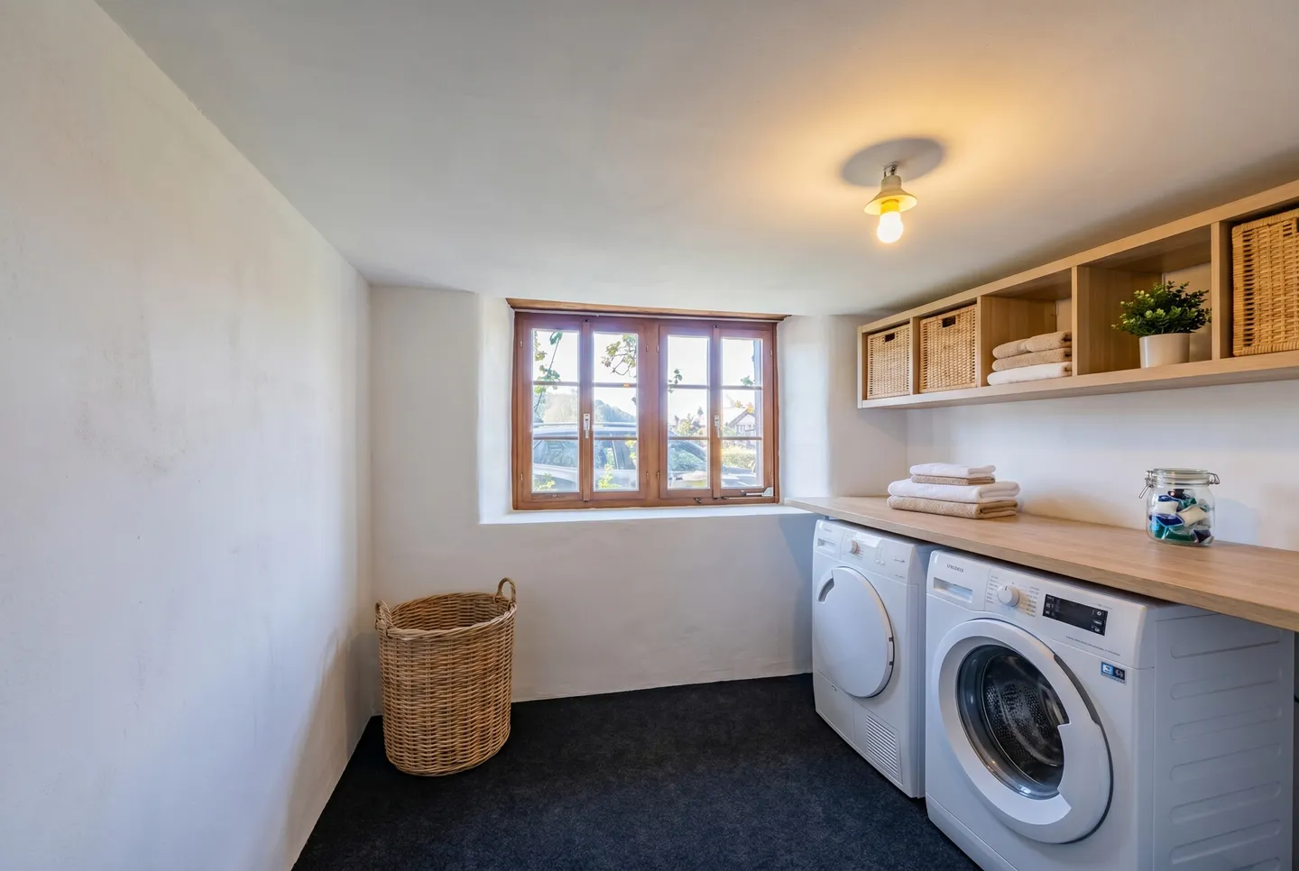 Casa unica con molto potenziale di ristrutturazione e ampliamento - Foto 16 di 23