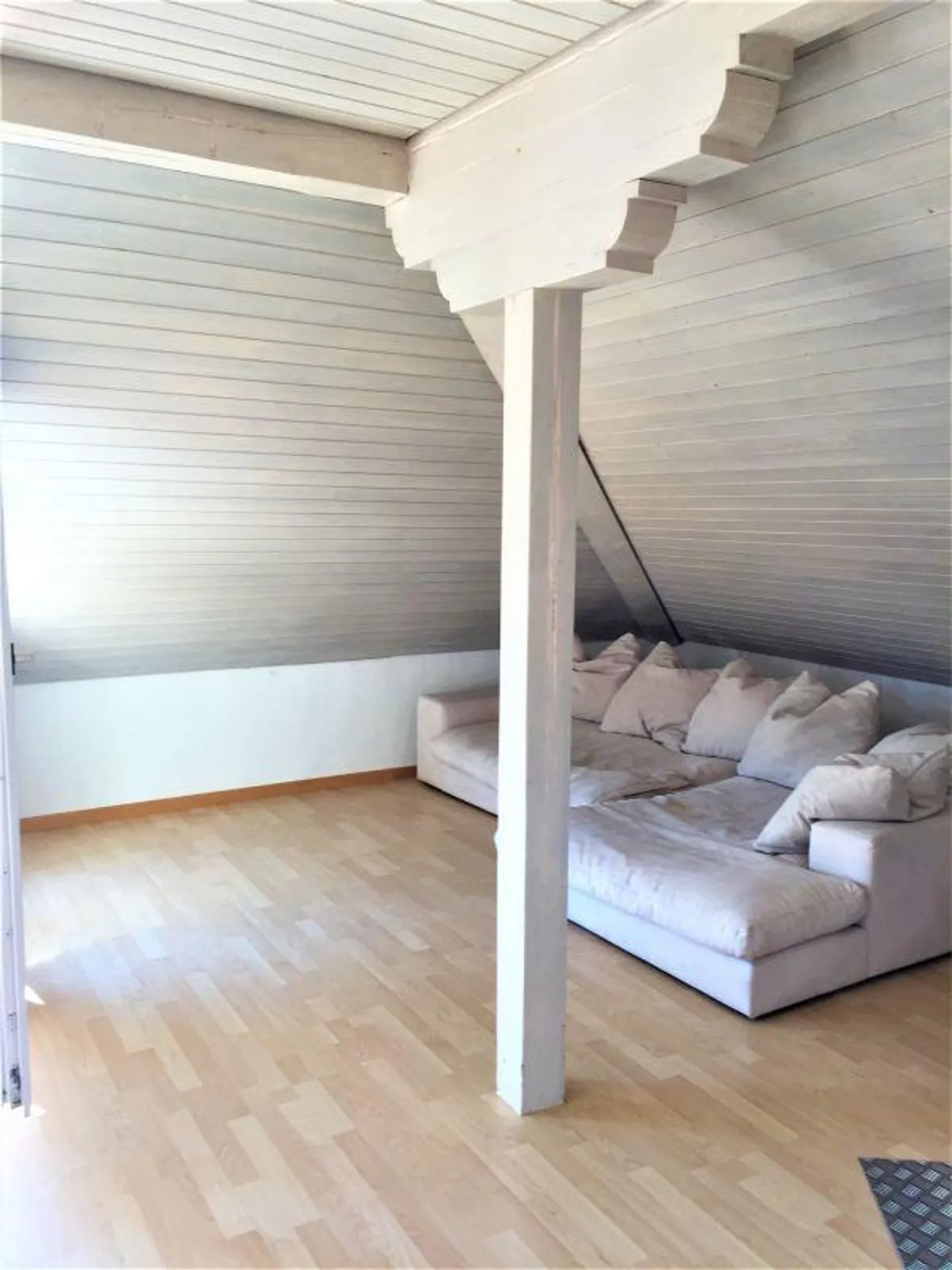 Charming Attic Apartment with Views - Photo 7 of 13