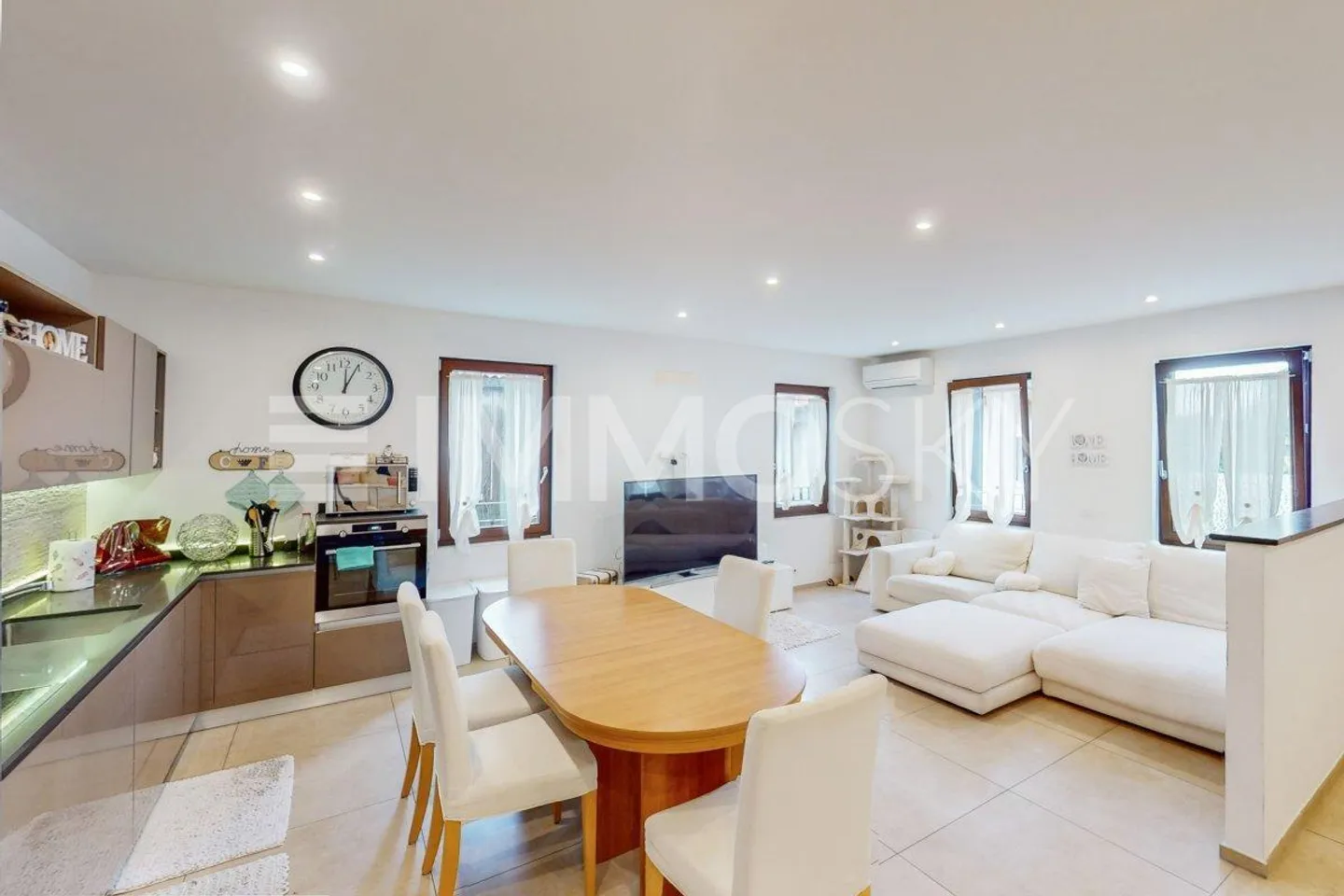 Already renovated, very interesting and ready to live - Photo 1 of 4