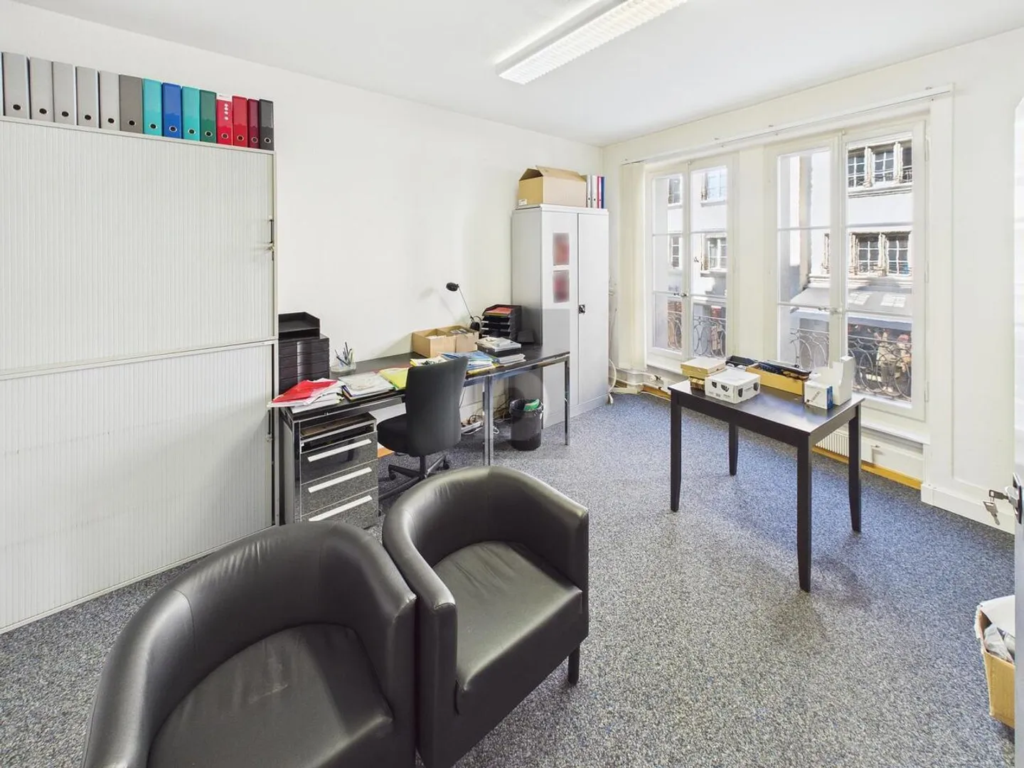 CENTRAL, PRACTICAL AND WITH PRIVATE TERRACE - Photo 1 of 5