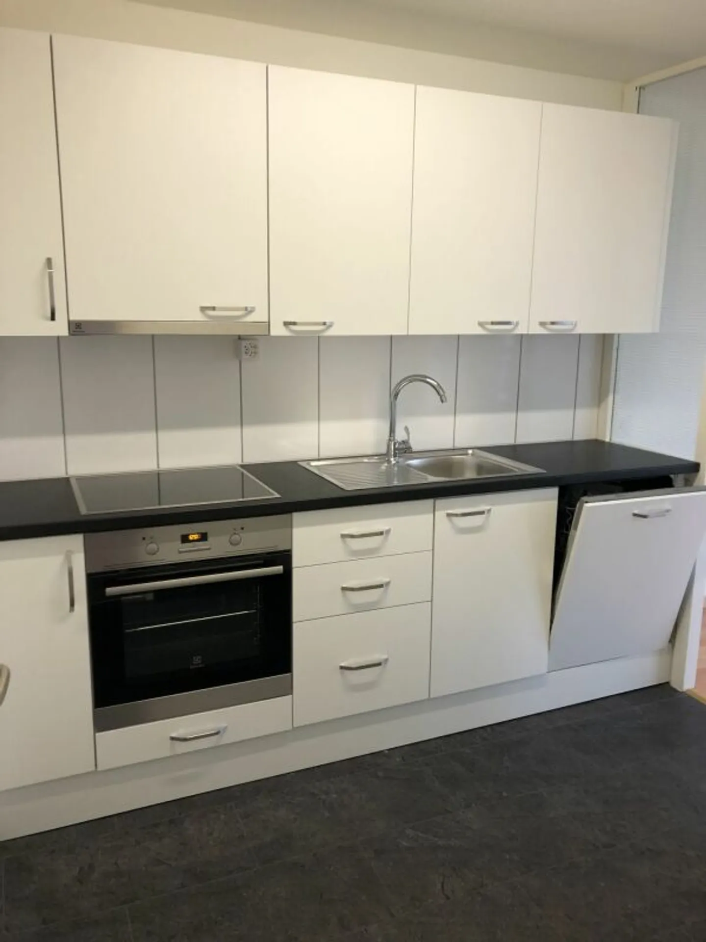 Charmante 4.5-Zimmer-Wohnung - Foto 2 von 7
