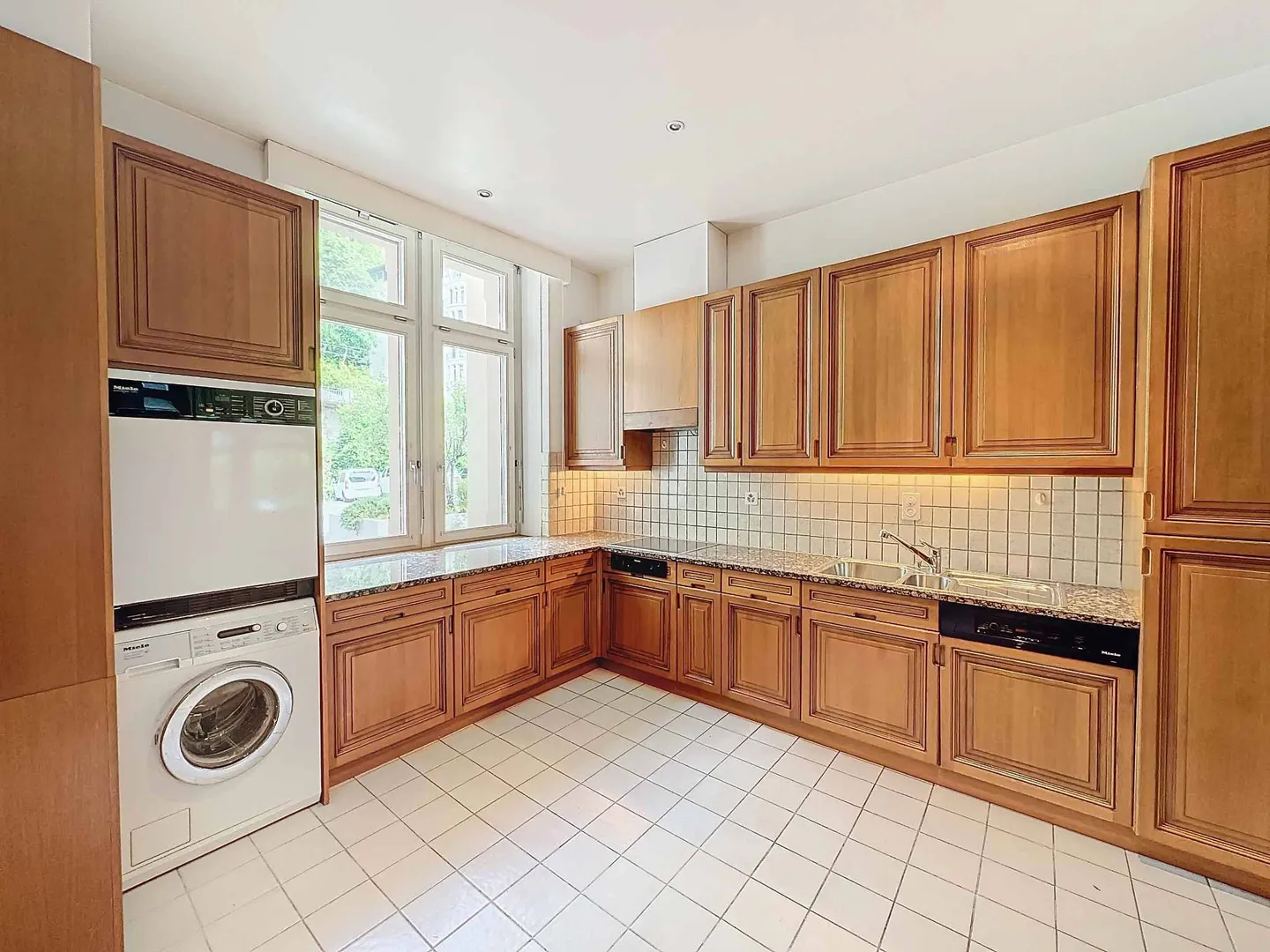 Magnifico appartamento di 5,5 stanze, direttamente sull'acqua! Residenza esclusiva! - Foto 5 di 12