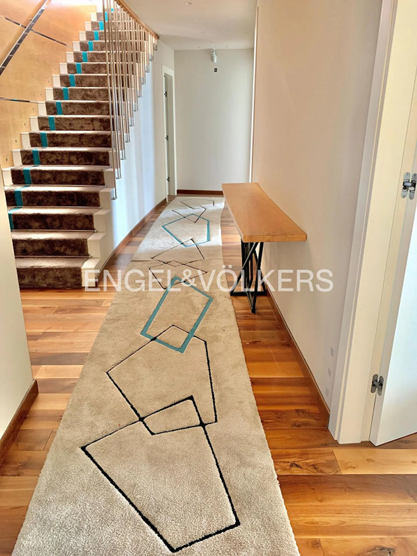 Herrliche Terrassenwohnung mit Panoramablick - Photo 11 sur 11