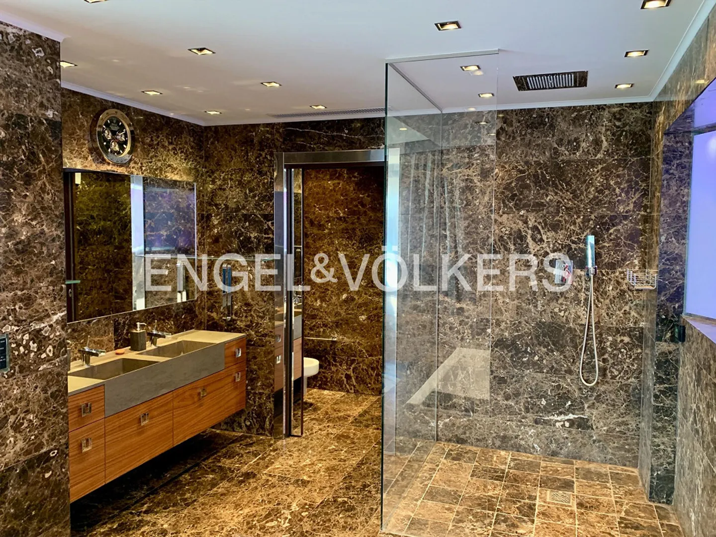 Herrliche Terrassenwohnung mit Panoramablick - Photo 8 sur 11