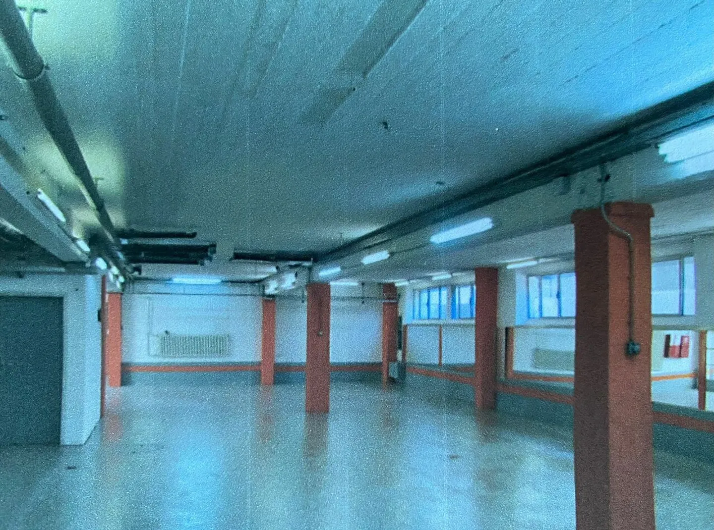 For rent storage, no commercial activity - Photo 1 of 4