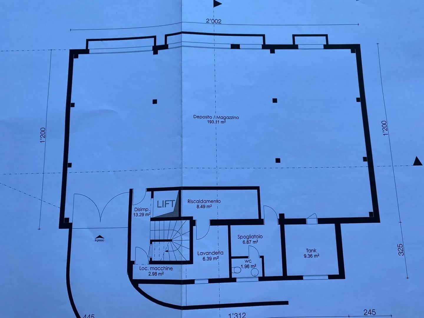 For rent storage, no commercial activity - Photo 3 of 4