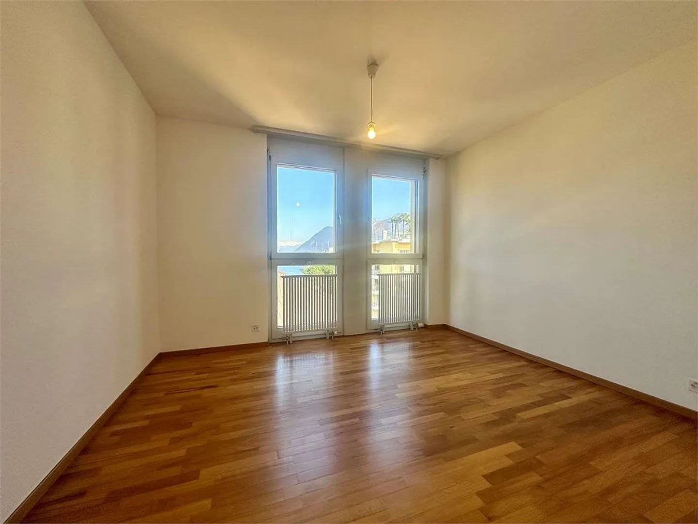 Appartamento in affitto - Foto 10 di 13