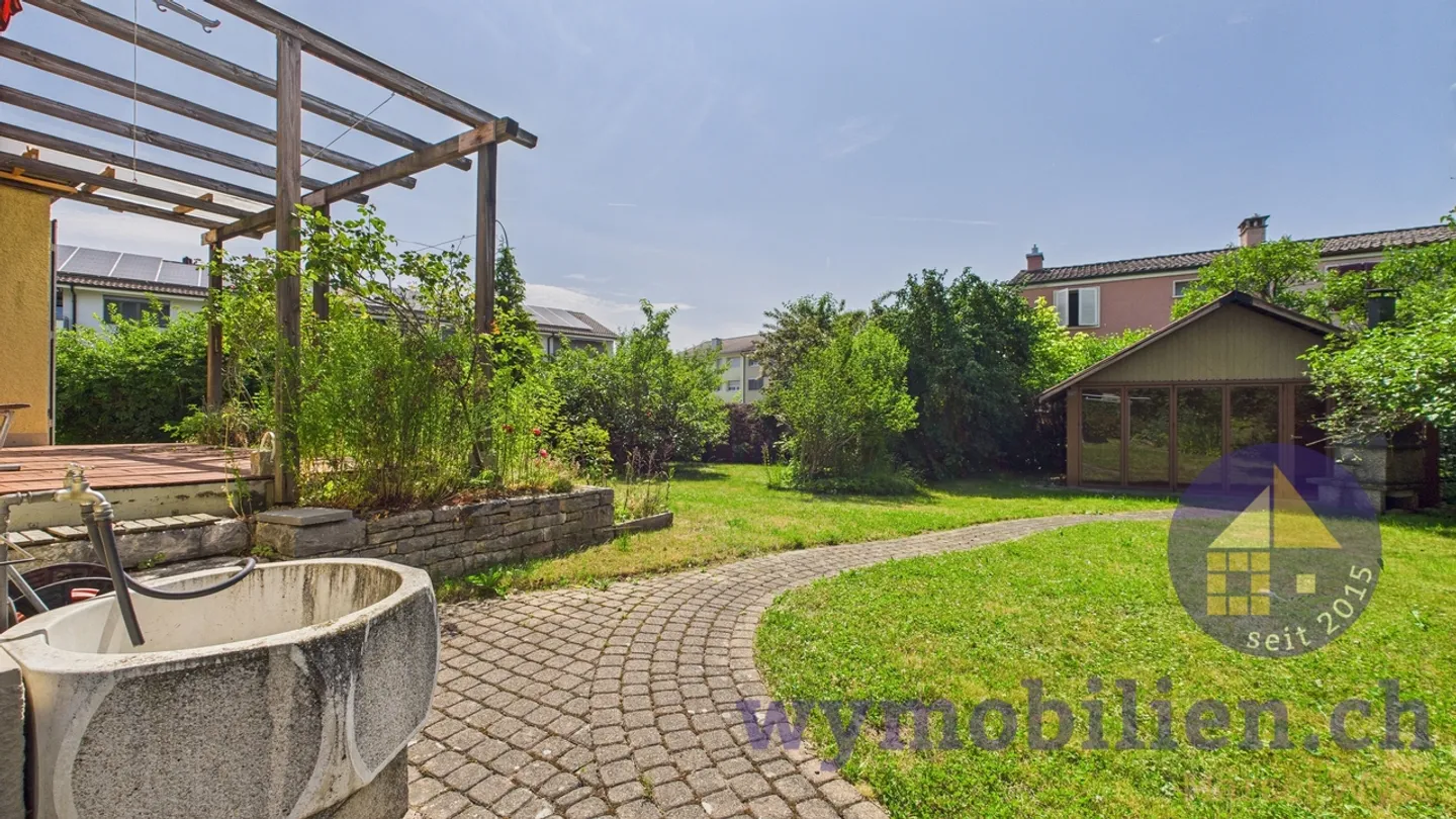 Ex villa architettonica, offerta di spazio convincente, grande appezzamento! - Foto 3 di 12
