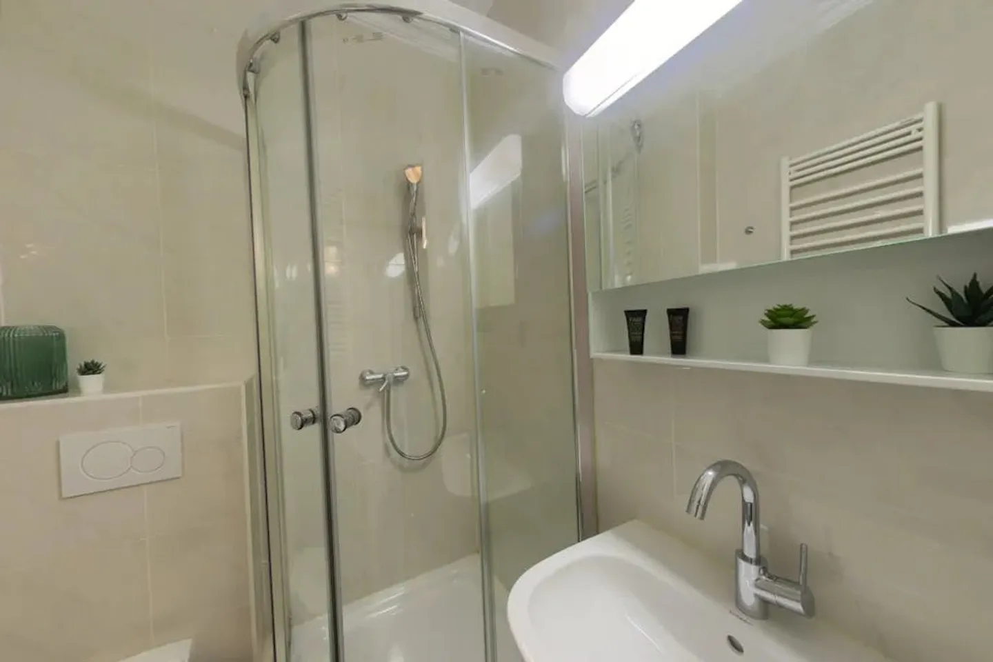 Appartamento in affitto - Foto 4 di 5