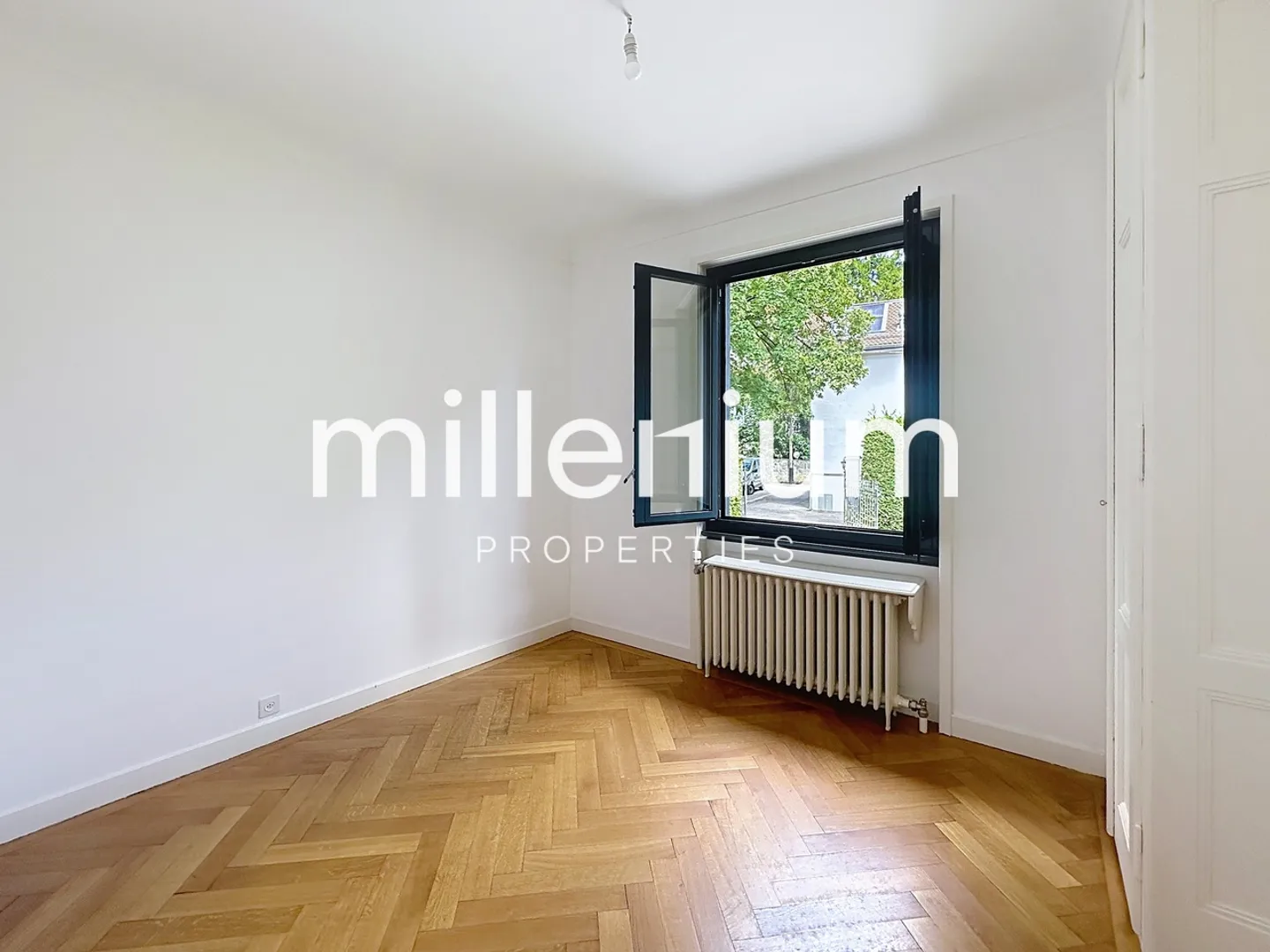 Maison 9 pièces - Photo 5 sur 12