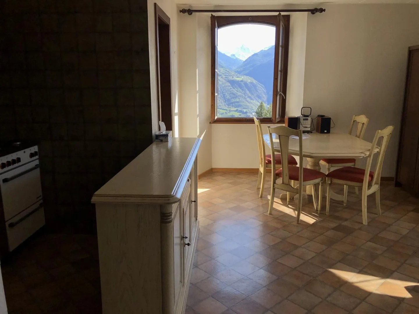Charmant Studio à Venthône - Photo 4 sur 4