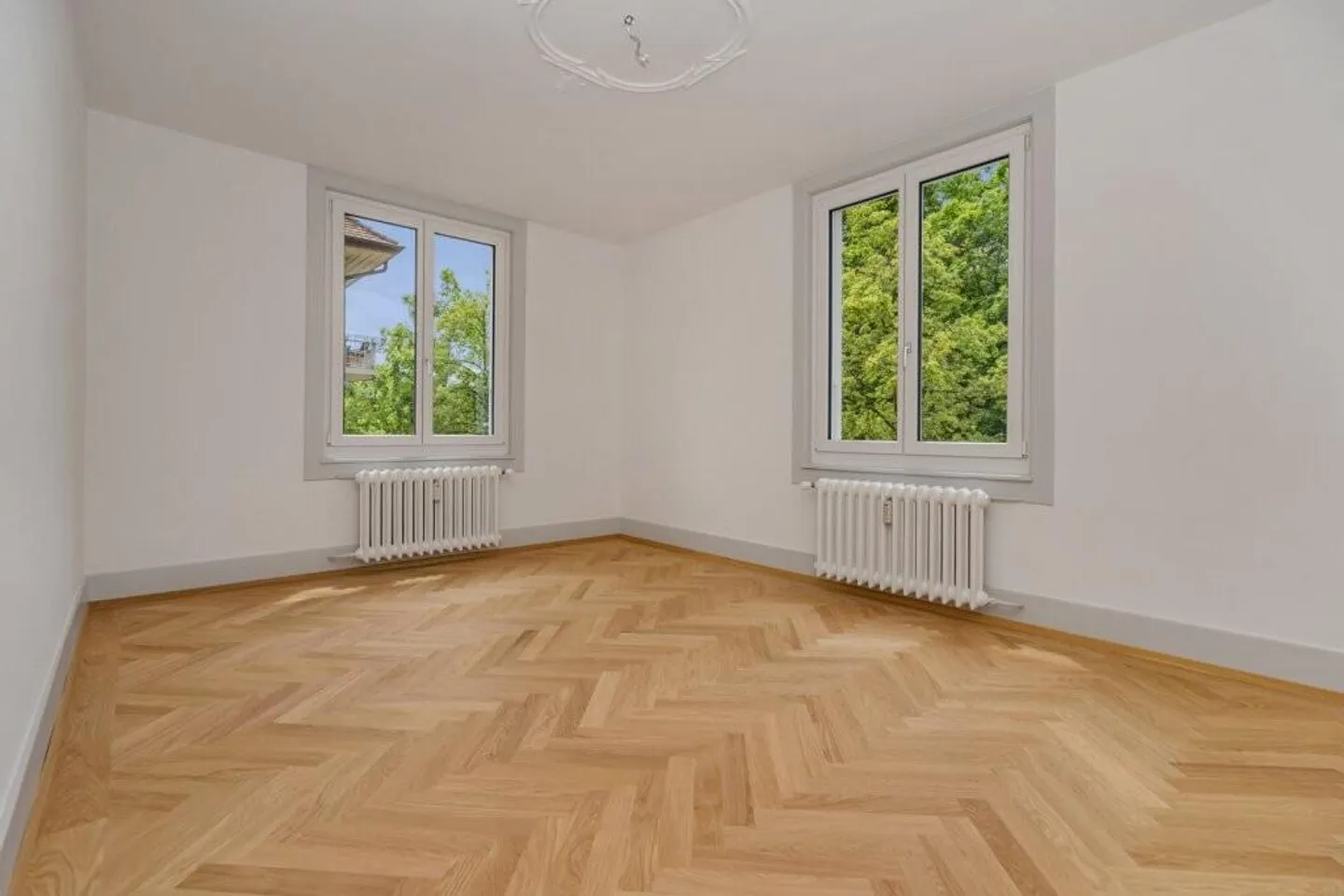 Charmante Wohnung mit Terrasse - Foto 1 von 8