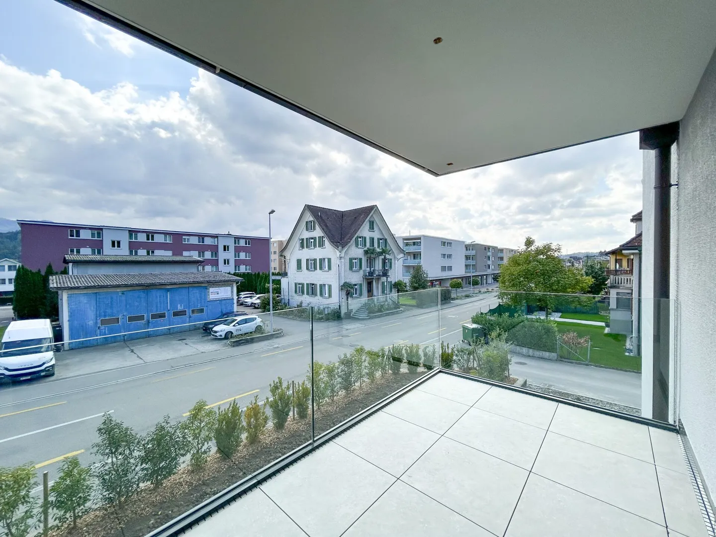 Nuovo progetto di costruzione "Birkenweg" / Appartamento 5.5 locali con due balconi coperti - Foto 7 di 8
