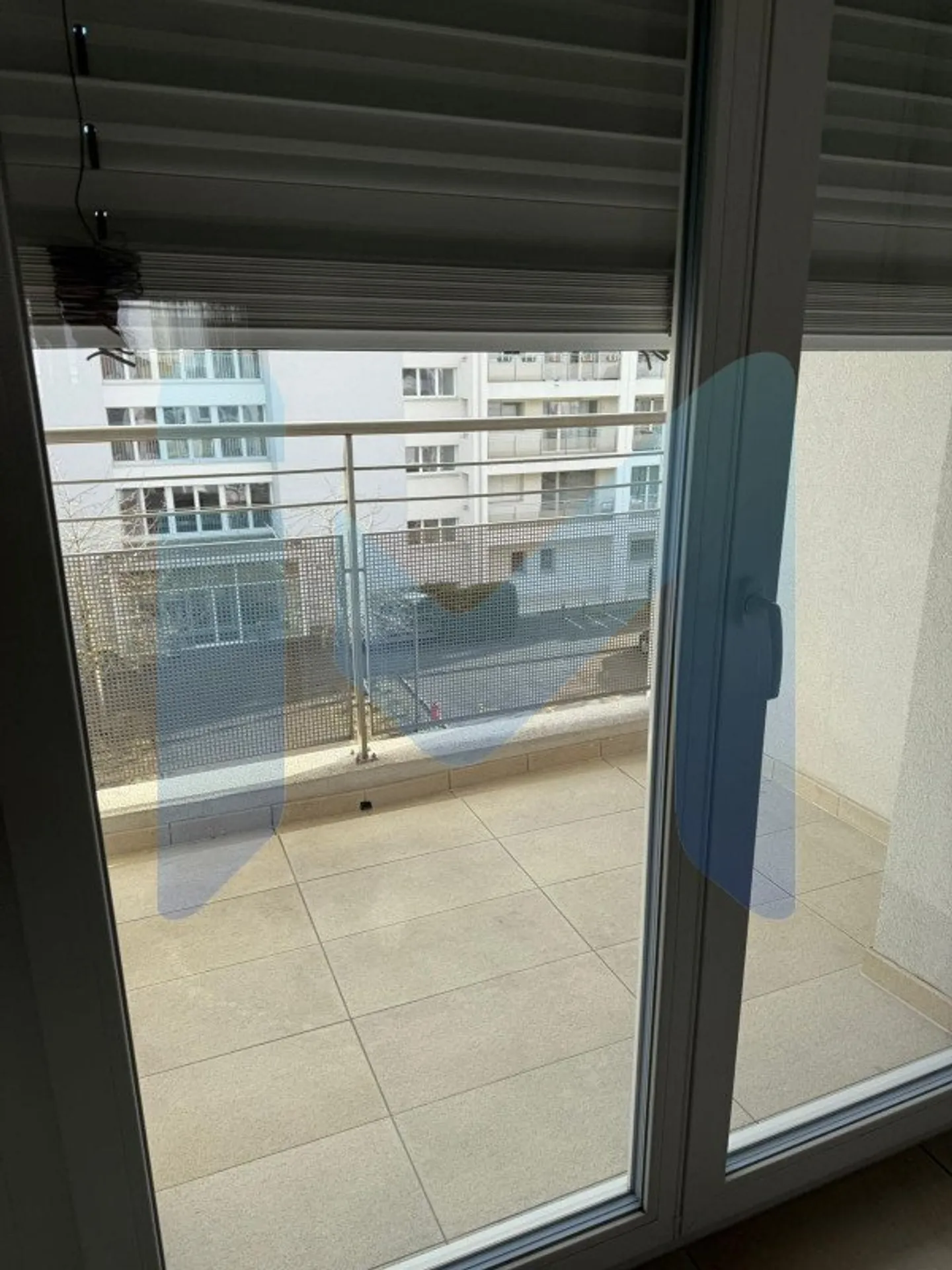 Appartamento di 5,5 locali al 3° piano situato a Thônex 1226 - Foto 10 di 12